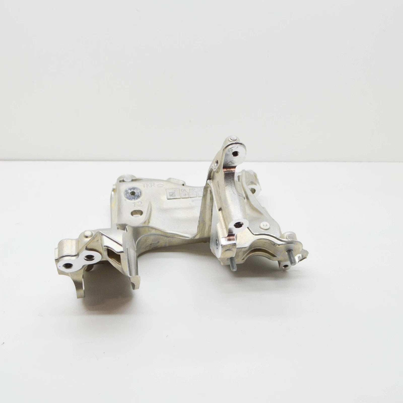 NEW AUDI A6 C8 FRONT LEFT SUSPENSION BRACKET CONSOLE 80A399295S ORIGINAL