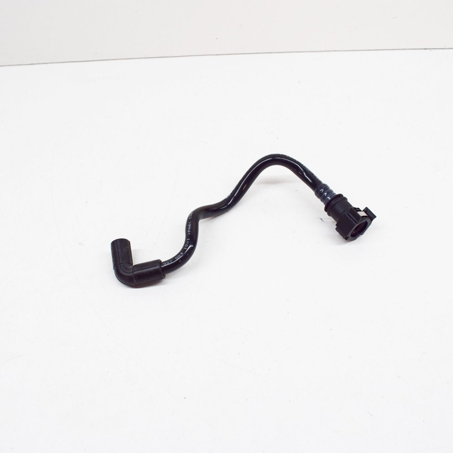 NEW MERCEDES-BENZ C-CLASS W205 PURGE LINE A2054710115 ORIGINAL