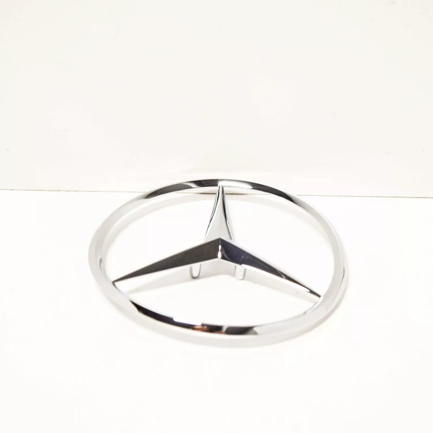 NEW MERCEDES BENZ S-CLASS W220 BOOT TRUNK LID BADGE EMBLEM A2207580058