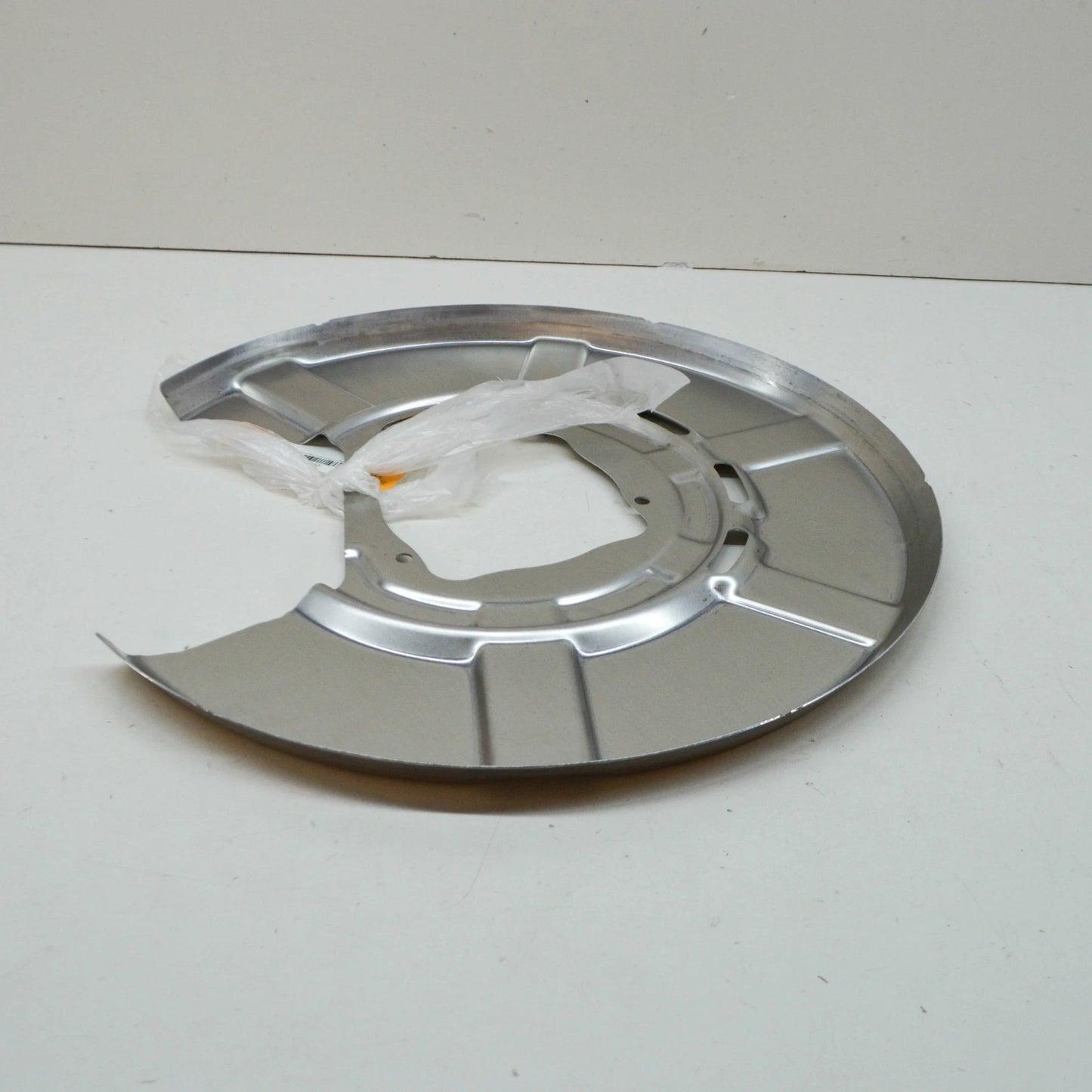NEW BMW 5 GT F07 REAR RIGHT BRAKE DISC SPLASH SHIELD 34216778252 ORIGINAL