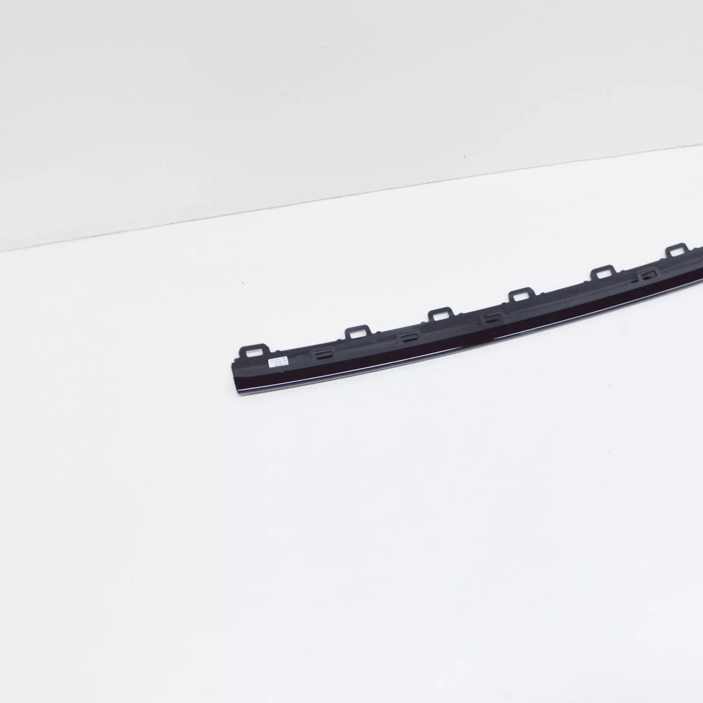 NEW AUDI A1 SPORTBACK GBA REAR BUMPR CENTER TRIM 82A807644Y9B ORIGINAL