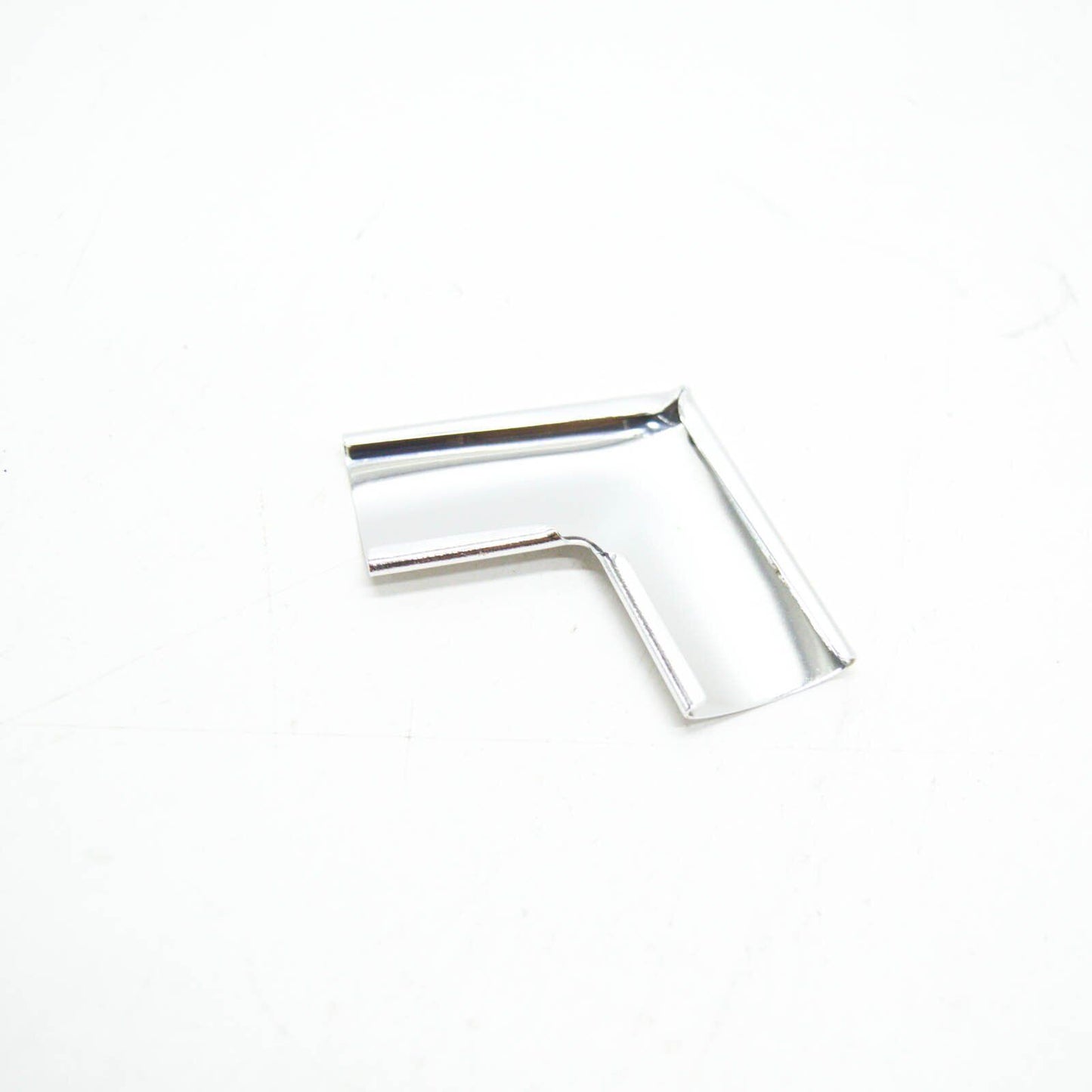 NEW MERCEDES-BENZ W123 WINDSHIELD OUTER MOLDING A1236711930 ORIGINAL