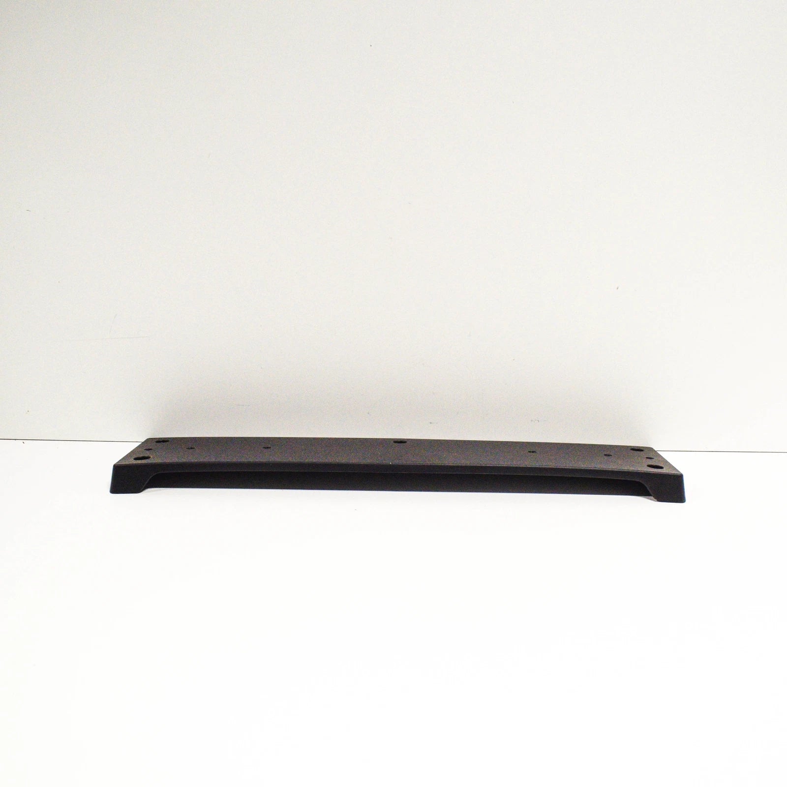 NEW BMW 6 F12 FRONT BUMPER NUMBER PLATE HOLDER BRACKET 51137224771 ORIGINAL