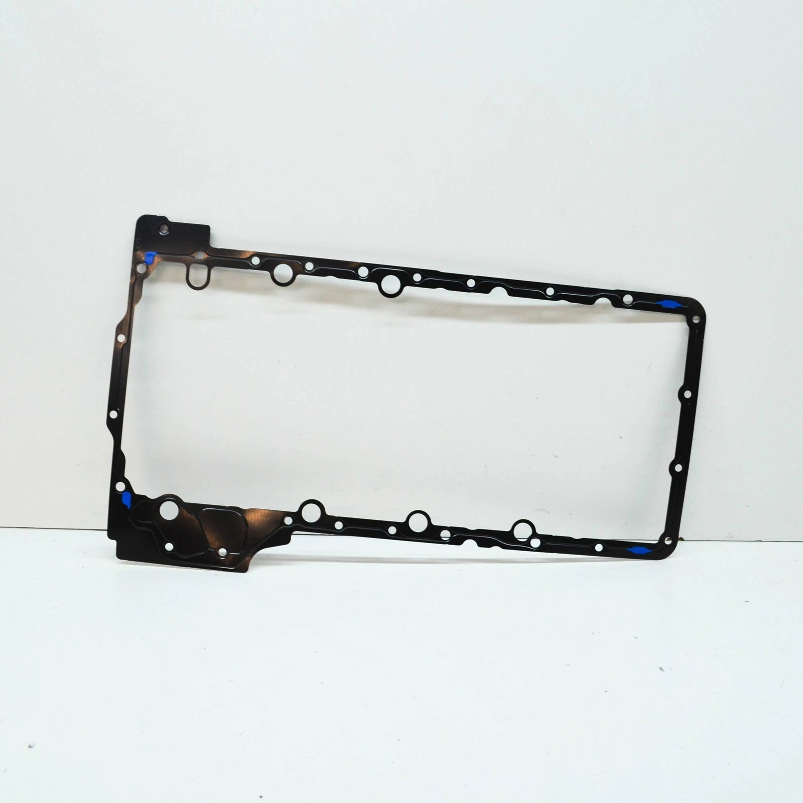 NEW BMW M5 F90 UPPER ENGINE OIL PAN GASKET 11137852273 ORIGINAL