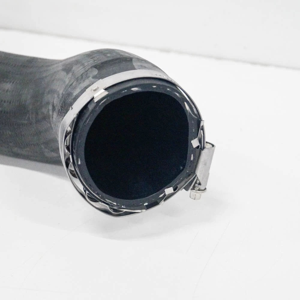 NEW BMW 3 F30 INTERCOOLER HOSE PIPE 13717597588 2013 ORIGINAL