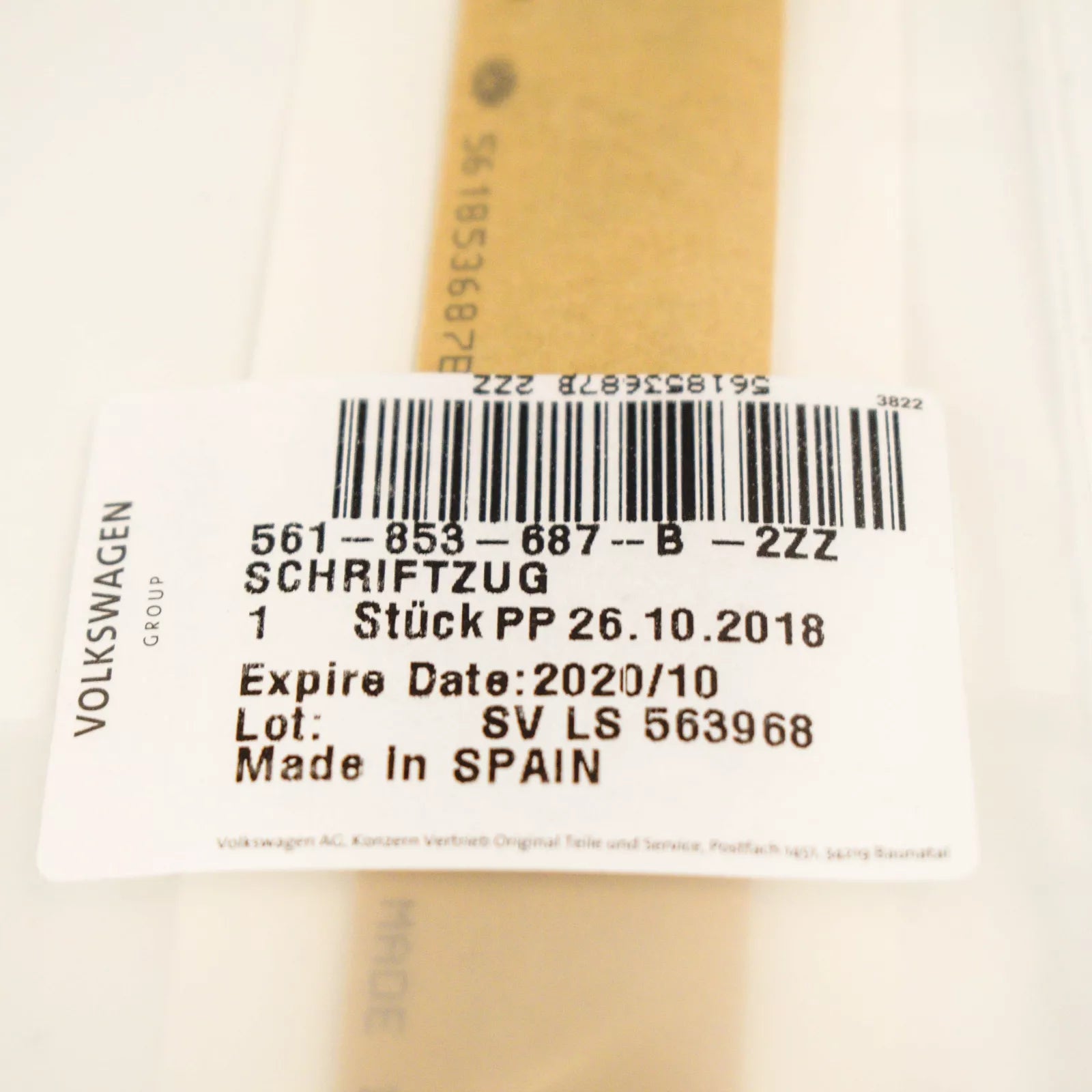 NEW VOLKSWAGEN PASSAT B8 REAR TAILGATE BOOT LID EMBLEM 561853687B2ZZ ORIGINAL