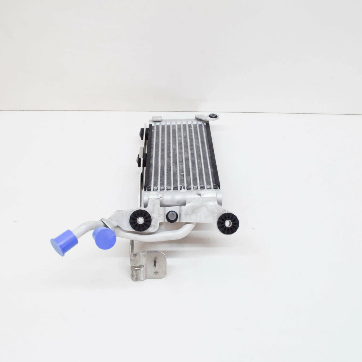 NEW BMW 3 COUPE E92 LEFT AUXILIARY RADIATOR 7602241 17117602241 ORIGINAL