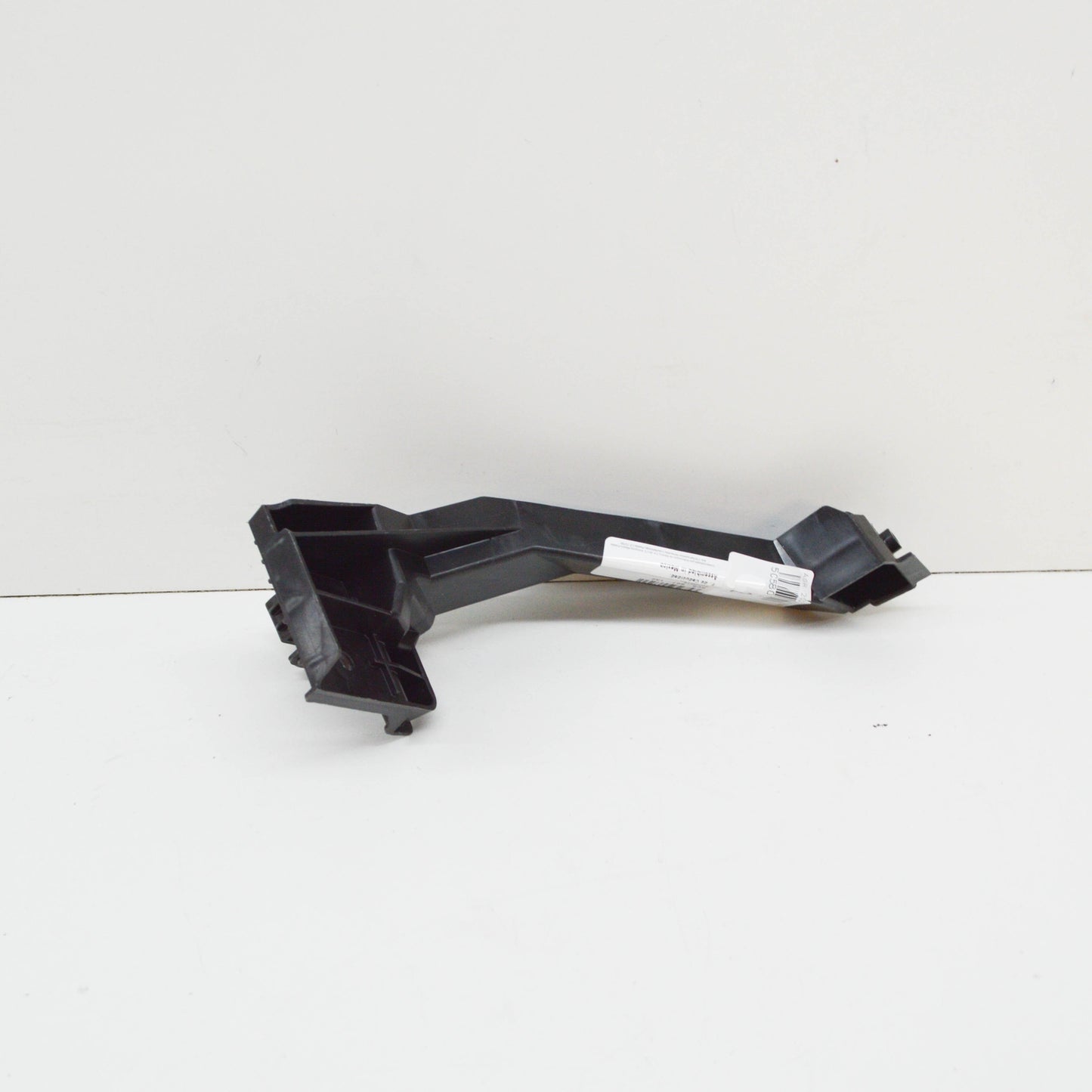 NEW VOLKSWAGEN BEETLE A5 REAR BUMPER BRACKET RIGHT 5C5807132 ORIGINAL