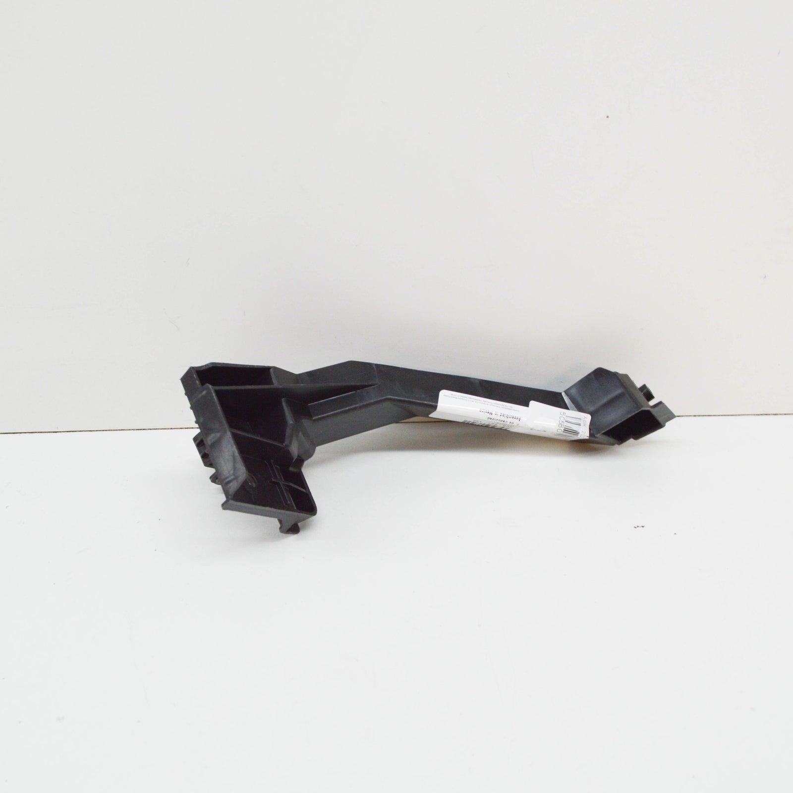 NEW VOLKSWAGEN BEETLE A5 REAR BUMPER BRACKET RIGHT 5C5807132 ORIGINAL
