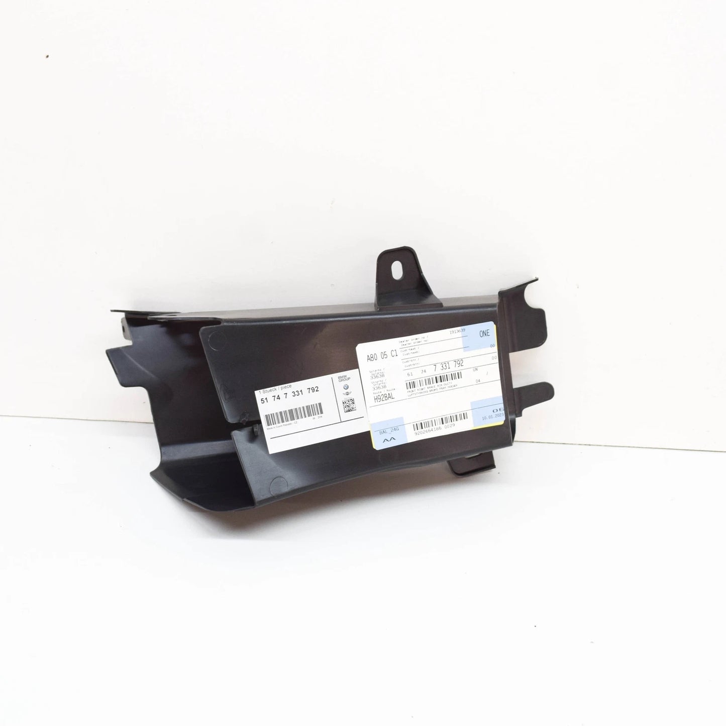 NEW BMW 5 GT F07 FRONT RIGHT BRAKE AIR DUCT 51747331792 7331792 2015 ORIGINAL