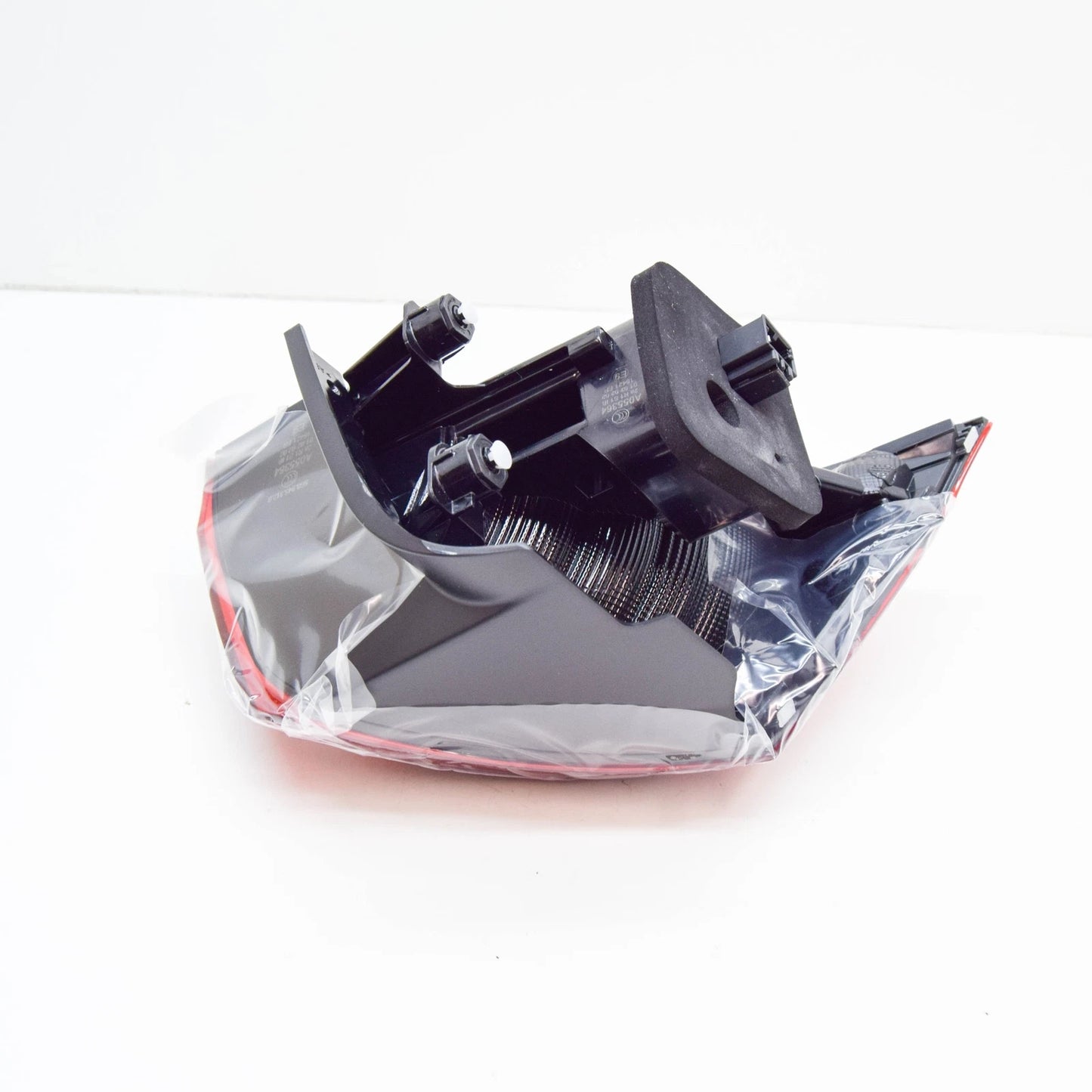 NEW VW GOLF MK7 VARIANT REAR RIGHT OUTER TAILLIGHT 5G9945096E ORIGINAL