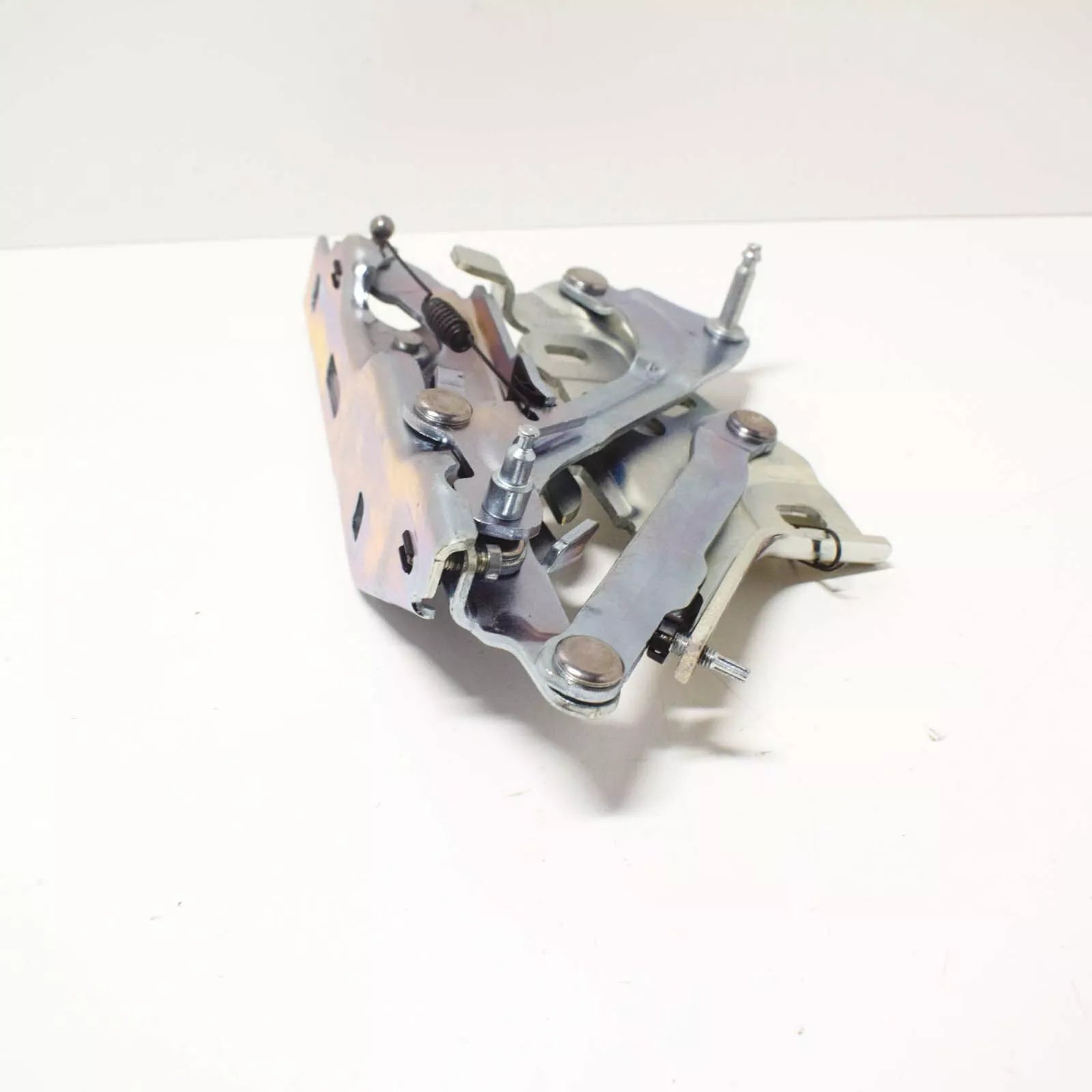 NEW AUDI A4 B9 FRONT RIGHT BONNET HOOD HINGE 8W0823302E