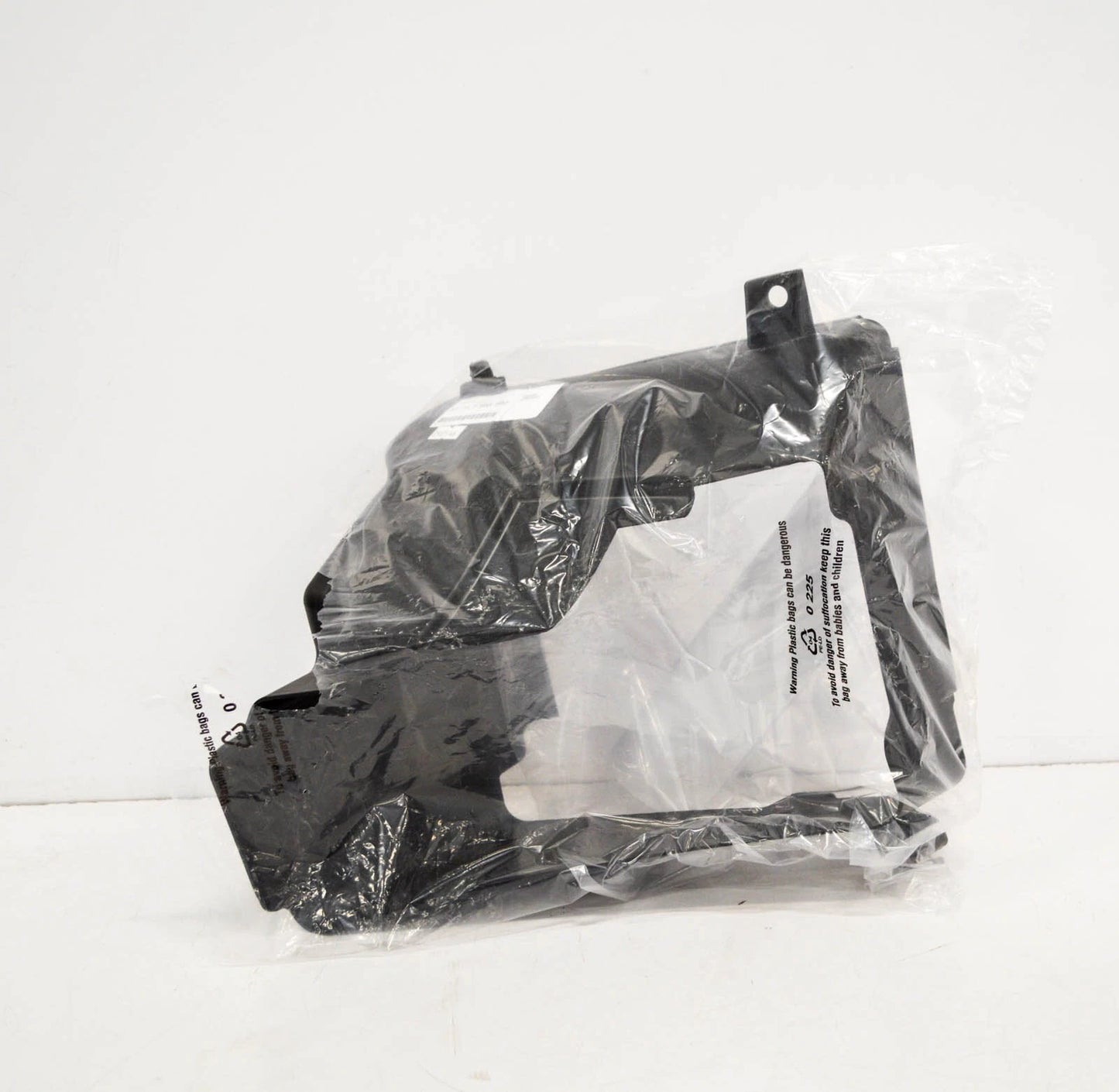 NEW BMW 7 F01 FRONT LEFT AIR DUCT 51747898883 7898883 2015 ORIGINAL