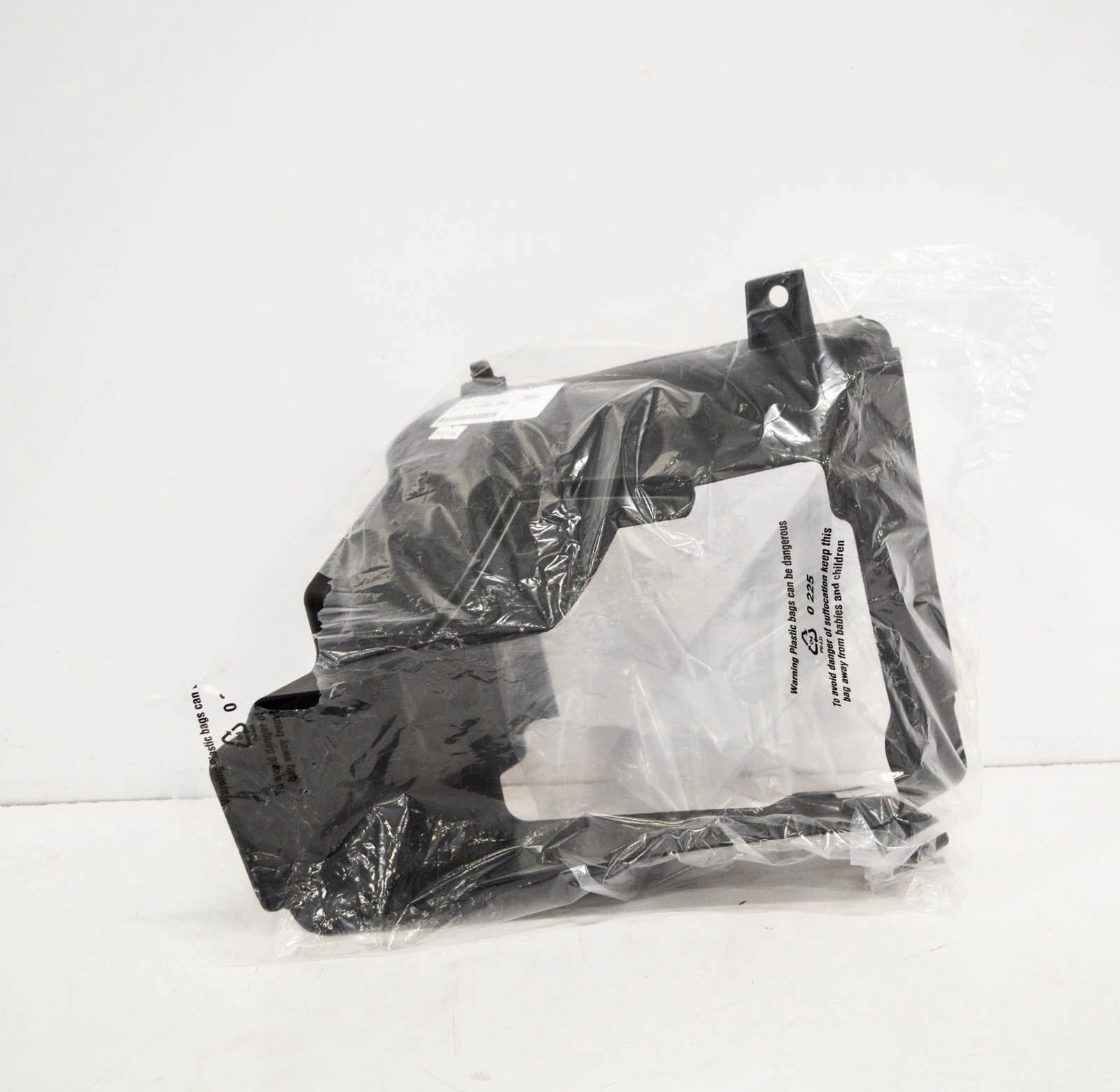 NEW BMW 7 F01 FRONT LEFT AIR DUCT 51747898883 7898883 2015 ORIGINAL