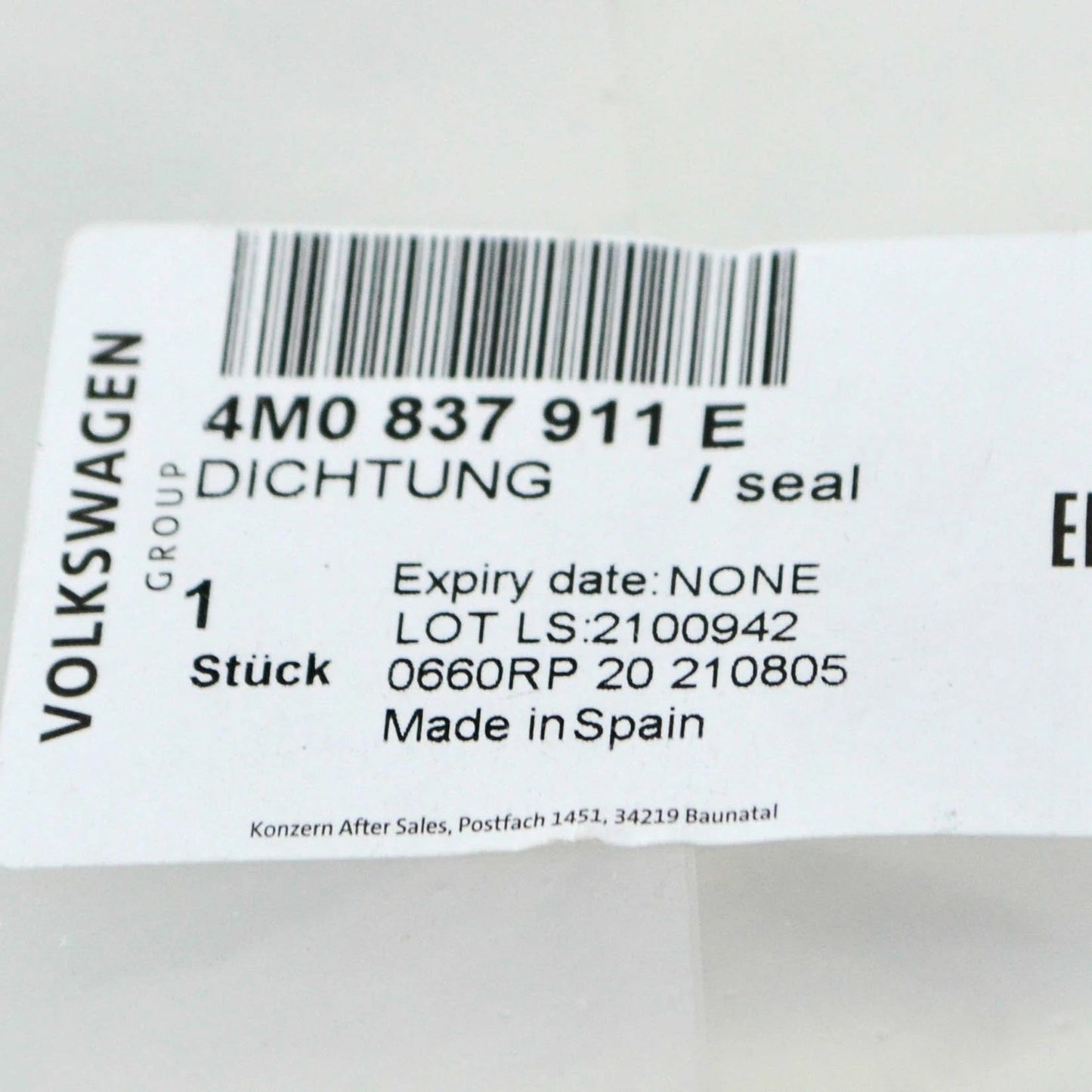 NEW AUDI Q7 4M FRONT LEFT DOOR SURROUD OUTER SEAL 4M0837911E ORIGINAL