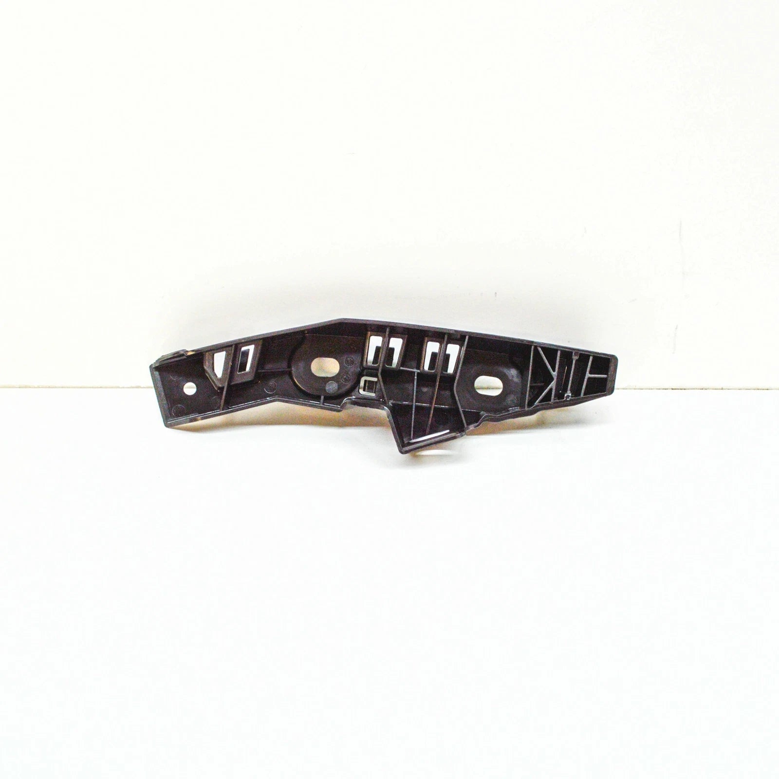 NEW VOLKSWAGEN TIGUAN AD MK2 FRONT RIGHT BUMPER BRACKET 5NA807050A ORIGINAL