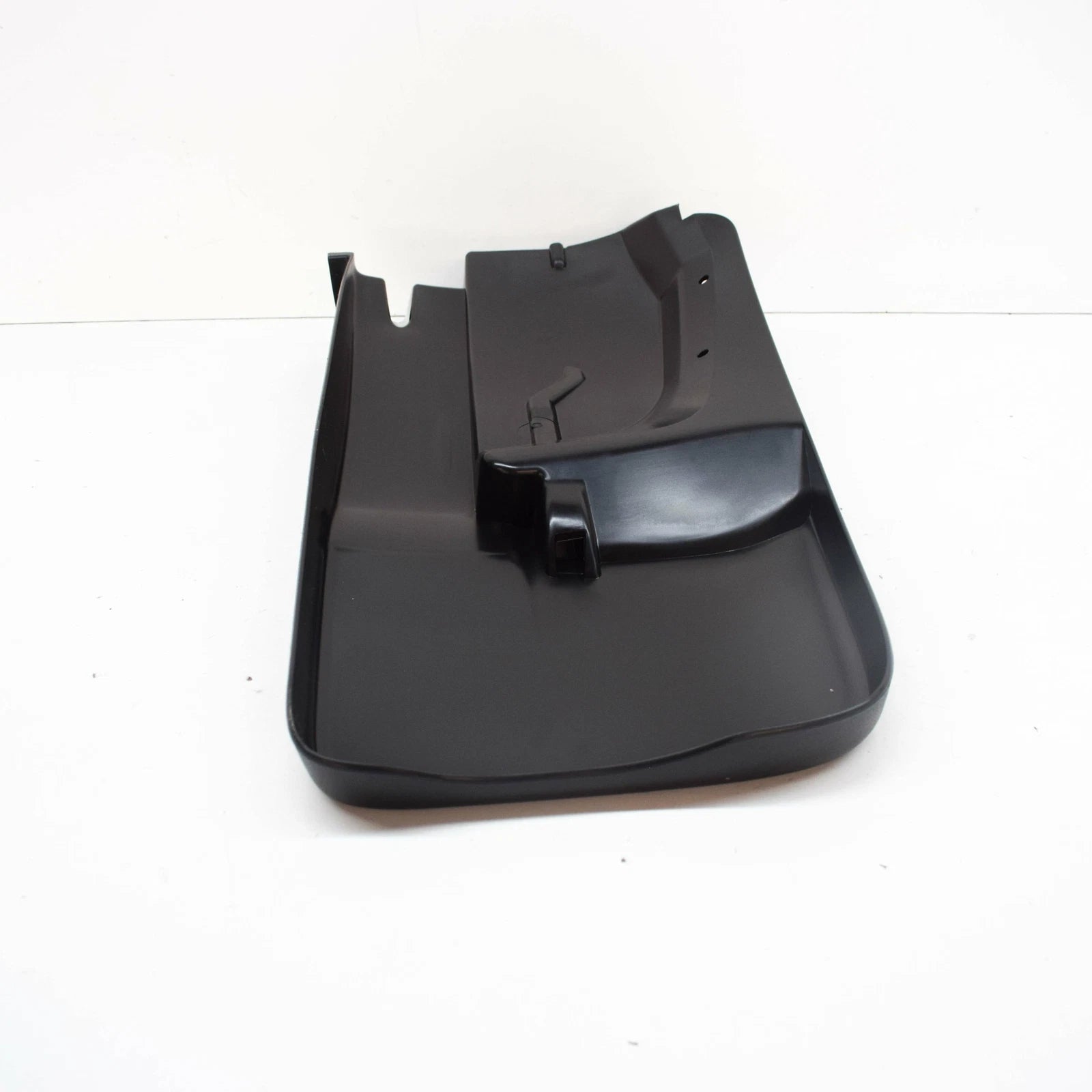 NEW MERCEDES-BENZ SPRINTER W907 REAR LEFT MUDGUARD FLAP A90788912009051