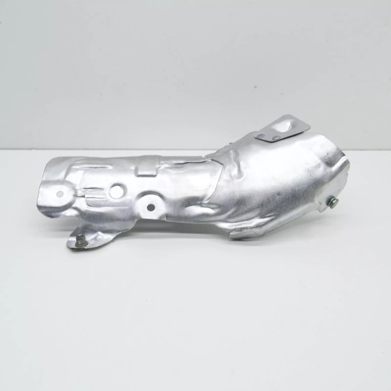 NEW BMW 5 G30 TURBOCHARGER HEAT PROTECTION ZYL. 1-4 8658274 11658658274 ORIGINAL