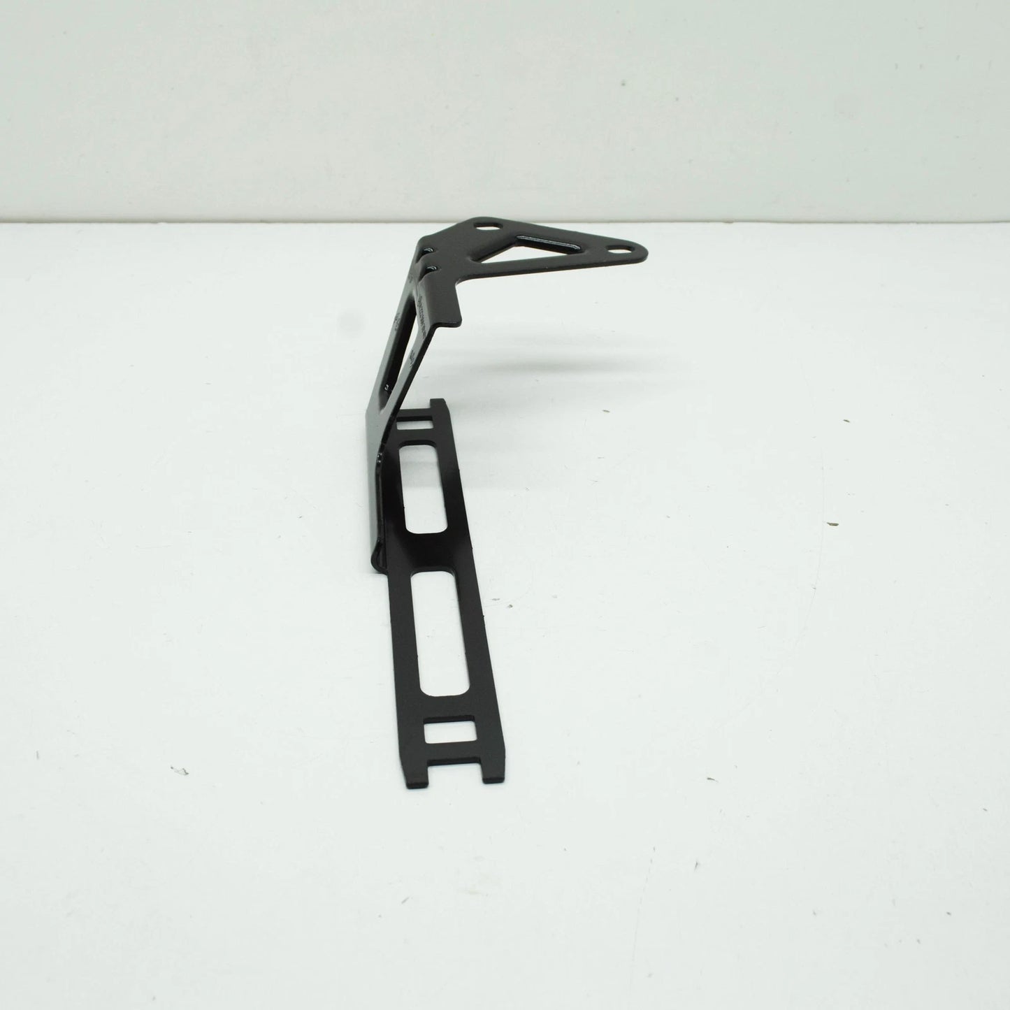 NEW MERCEDES-BENZ S W222 LEFT RADIATOR BRACKET A2225043940 ORIGINAL