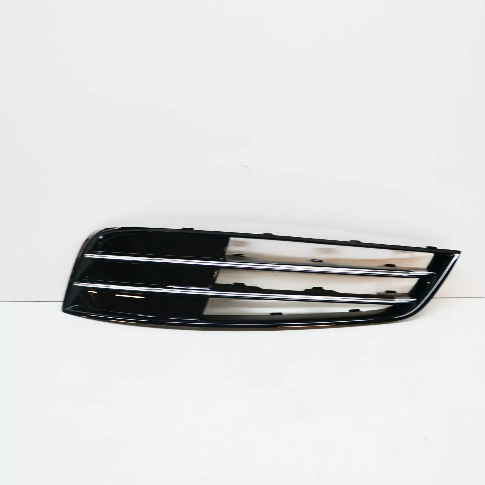 NEW AUDI A8 D4 FRONT BUMPER LEFT GRILLE 4H0807679KT94