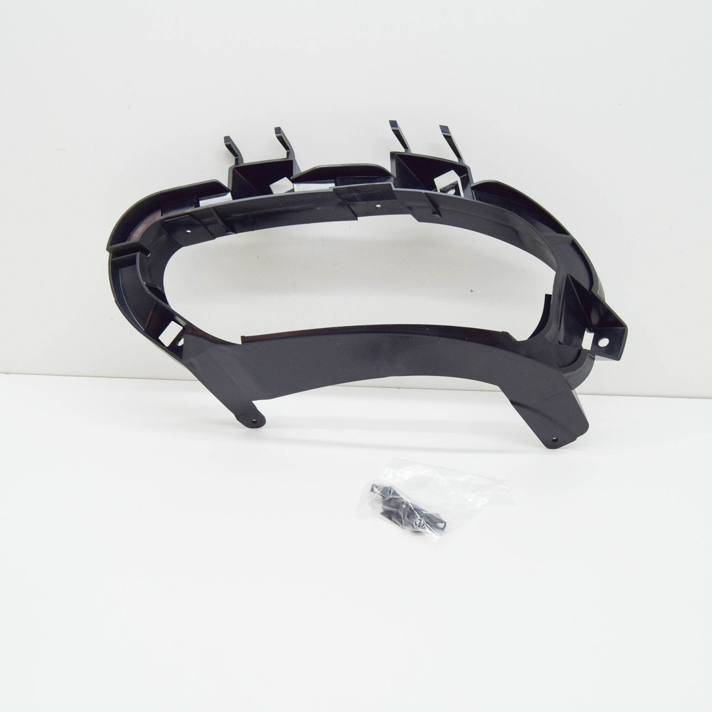 NEW AUDI A8 D4 REAR BUMPER RIGHT CLOSING ELEMENT 4H0807364C ORIGINAL