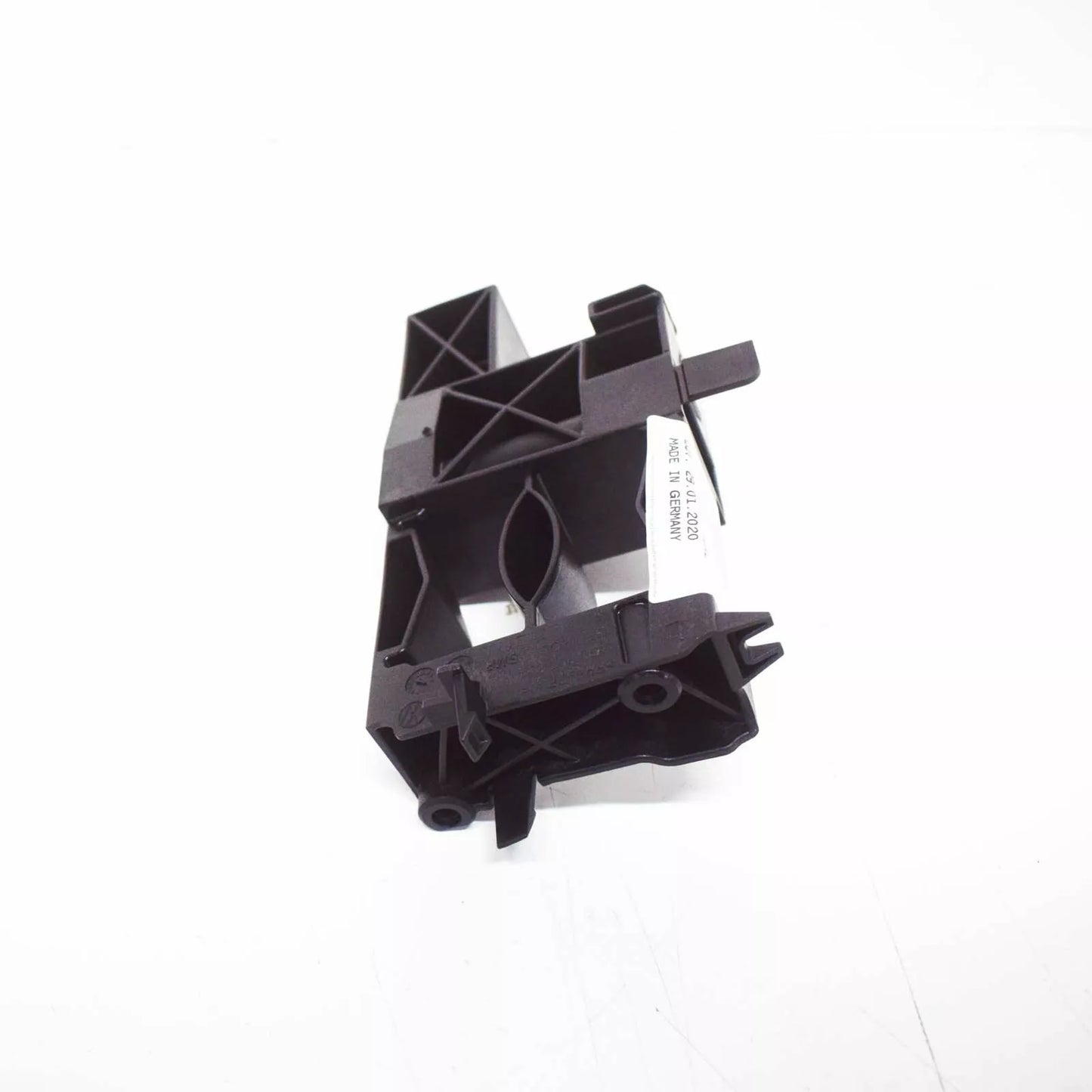 NEW VOLKSWAGEN ARTEON FRONT BUMPER LEFT GRILLE BRACKET 3G8805821