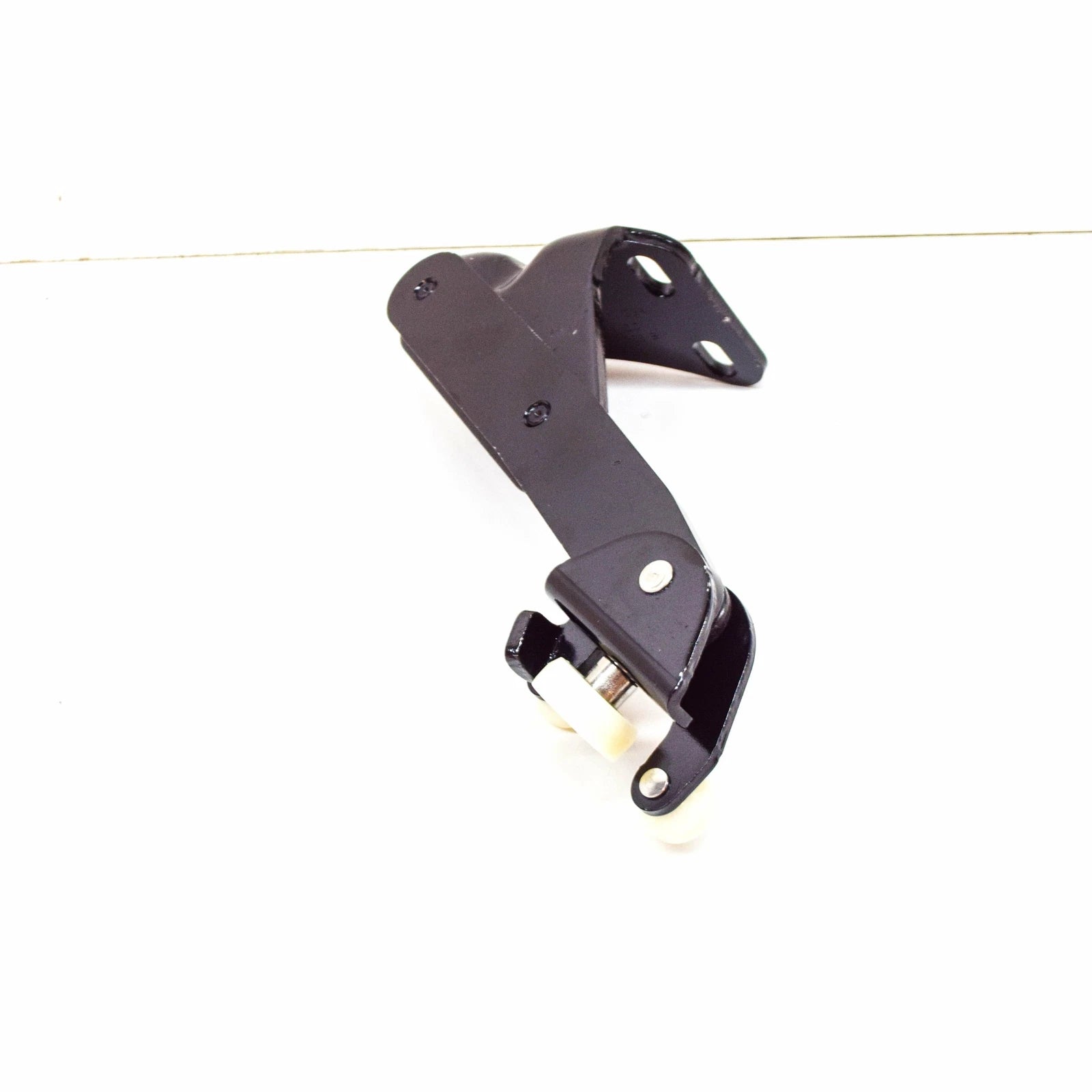 NEW VW CADDY 2K RIGHT SLIDING DOOR LOWER ROLLER GUIDE 2K0843398B