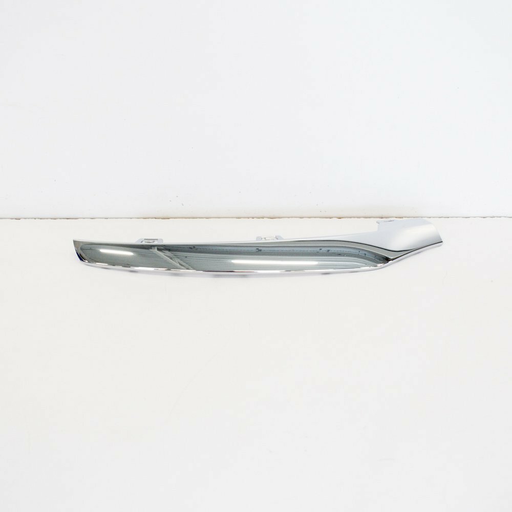NEW MB GLC X253 FRONT BUMPER RIGHT CHROME TRIM AMG A2538852800 ORIGINAL
