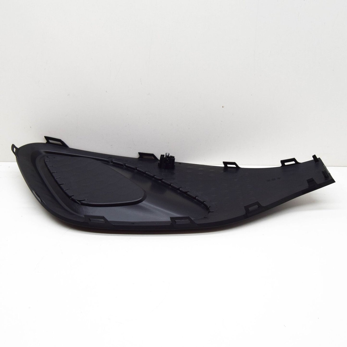 NEW MB GLA H247 FRONT BUMPER LOWER OUTER RIGHT GRILLE COVER A2478851004 ORIGINAL