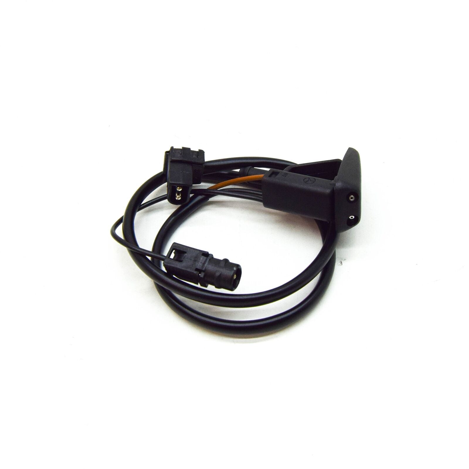 NEW MERCEDES-BENZ E W124 LEFT WINDSCREEN NOZZLE JET A12486015477007 ORIGINAL