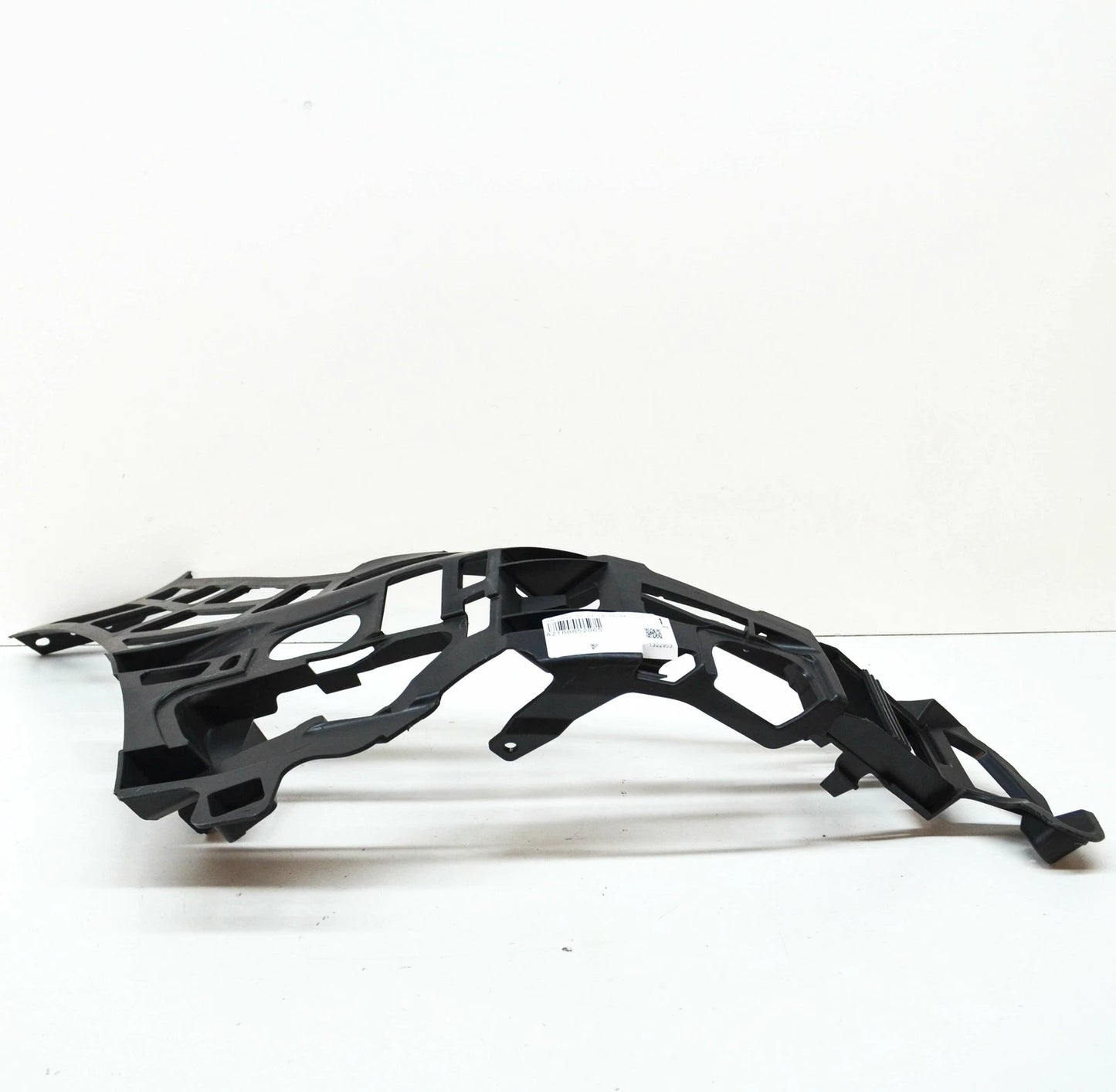 NEW MERCEDES-BENZ CLS C218 FRONT BUMPER RIGHT BASIC MOUNTING A2188852065