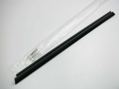 new vw passat b6 3c rear right door weather strip seal 3c9839472b5ap original