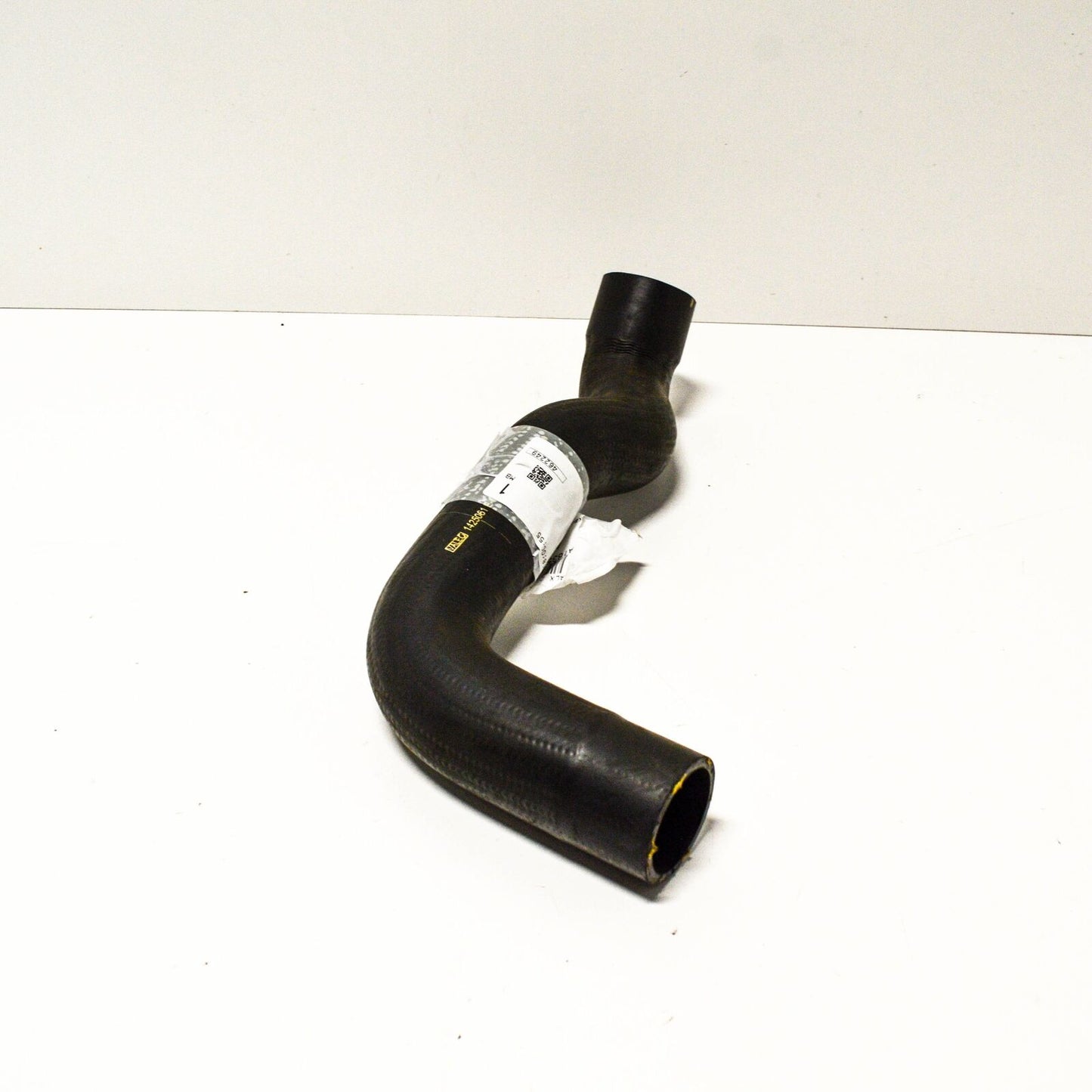 NEW MB M-CLASS W163 RADIATOR COOLANT LOWER PIPE HOSE A1635011282 ORIGINAL