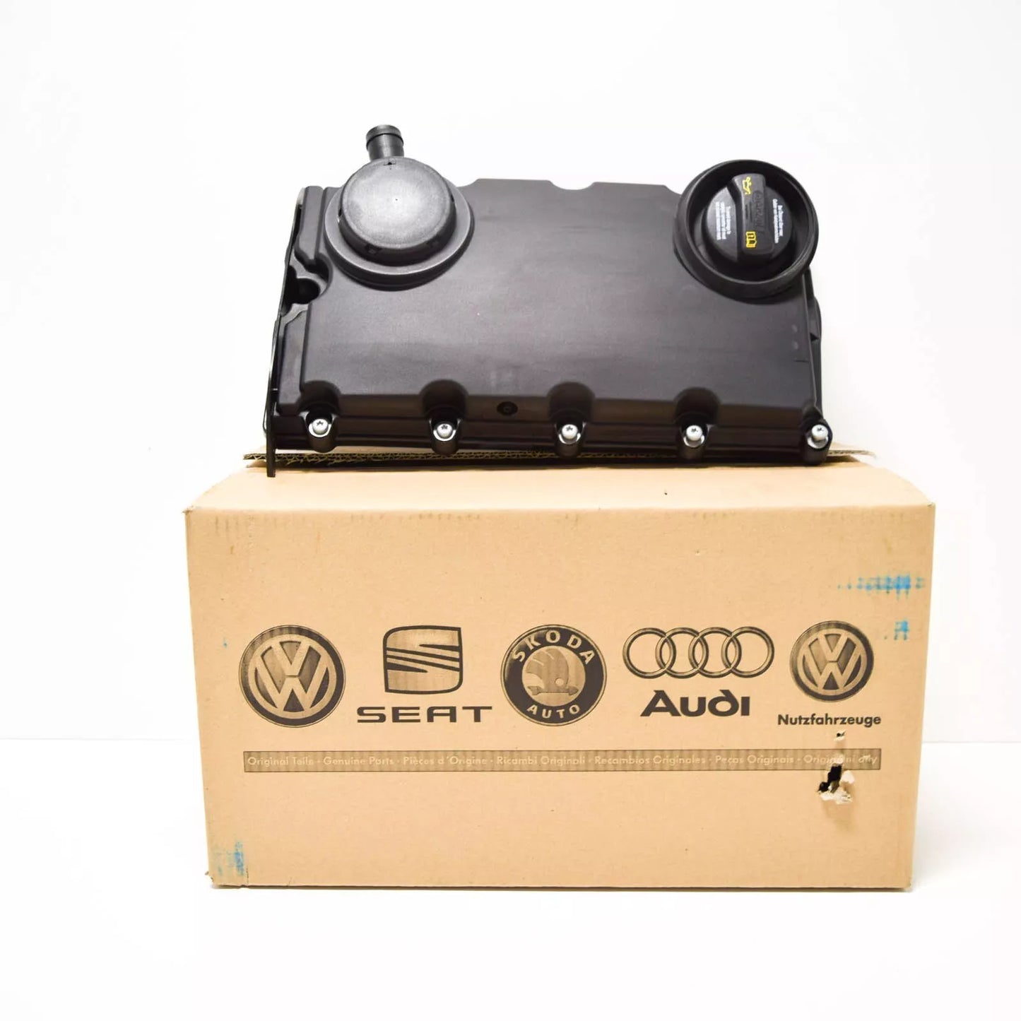 NEW AUDI A4 B7 CYLINDER HEAD VALVE COVER 03G103469K ORIGINAL