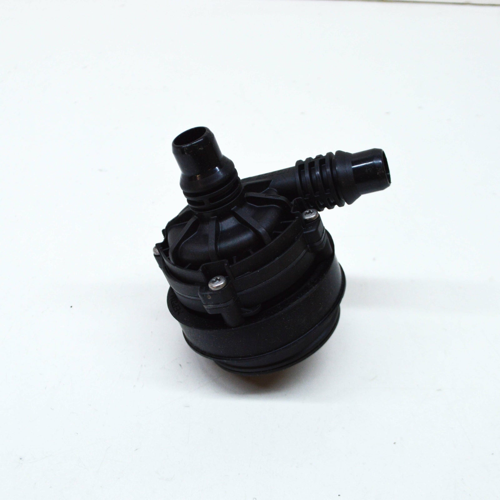 new bmw 1 f20 electric auxiliary water pump 64116834917 original