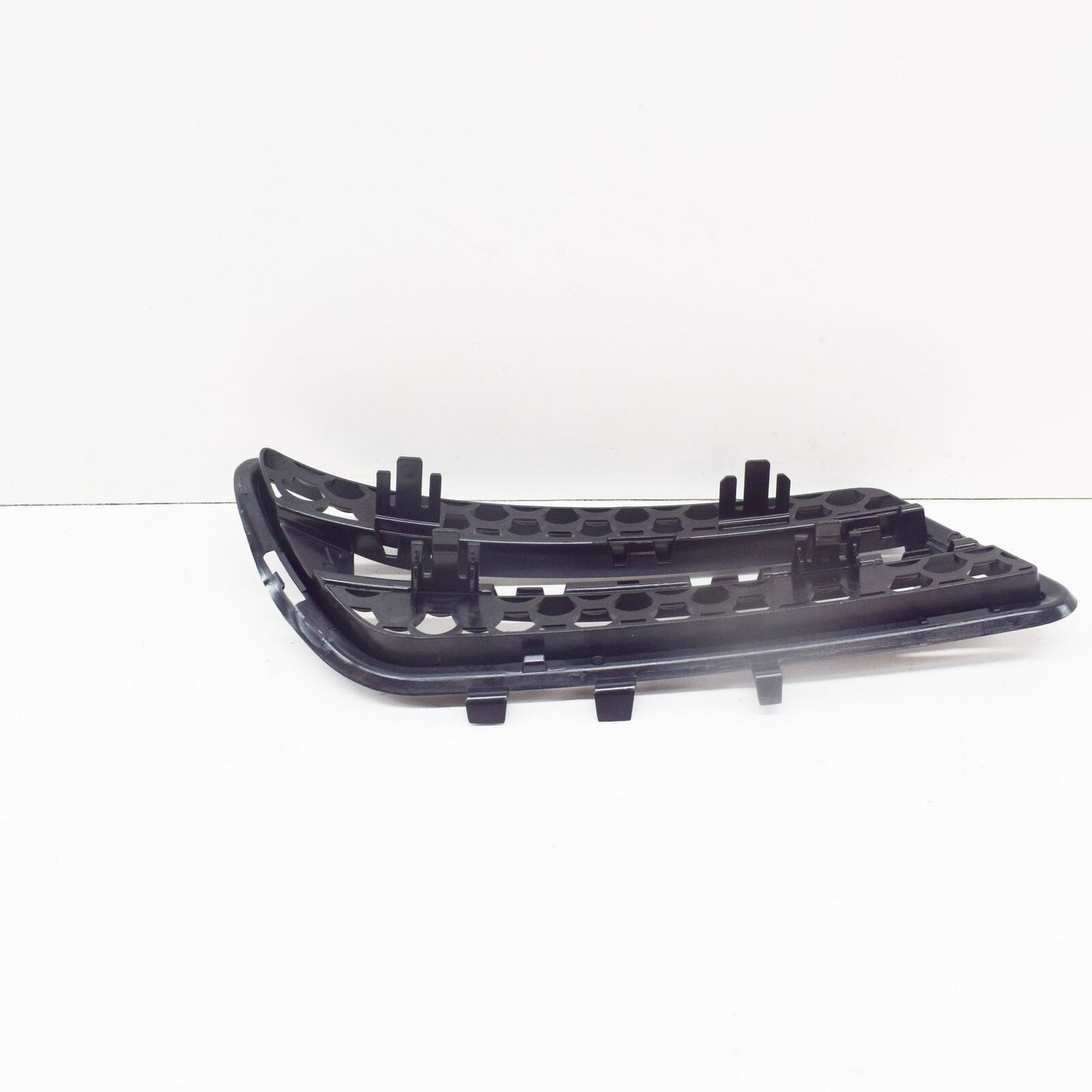 NEW MERCEDES-BENZ E-CLASS W212 FRONT BUMPER RIGHT GRILLE A2128851853 ORIGINAL