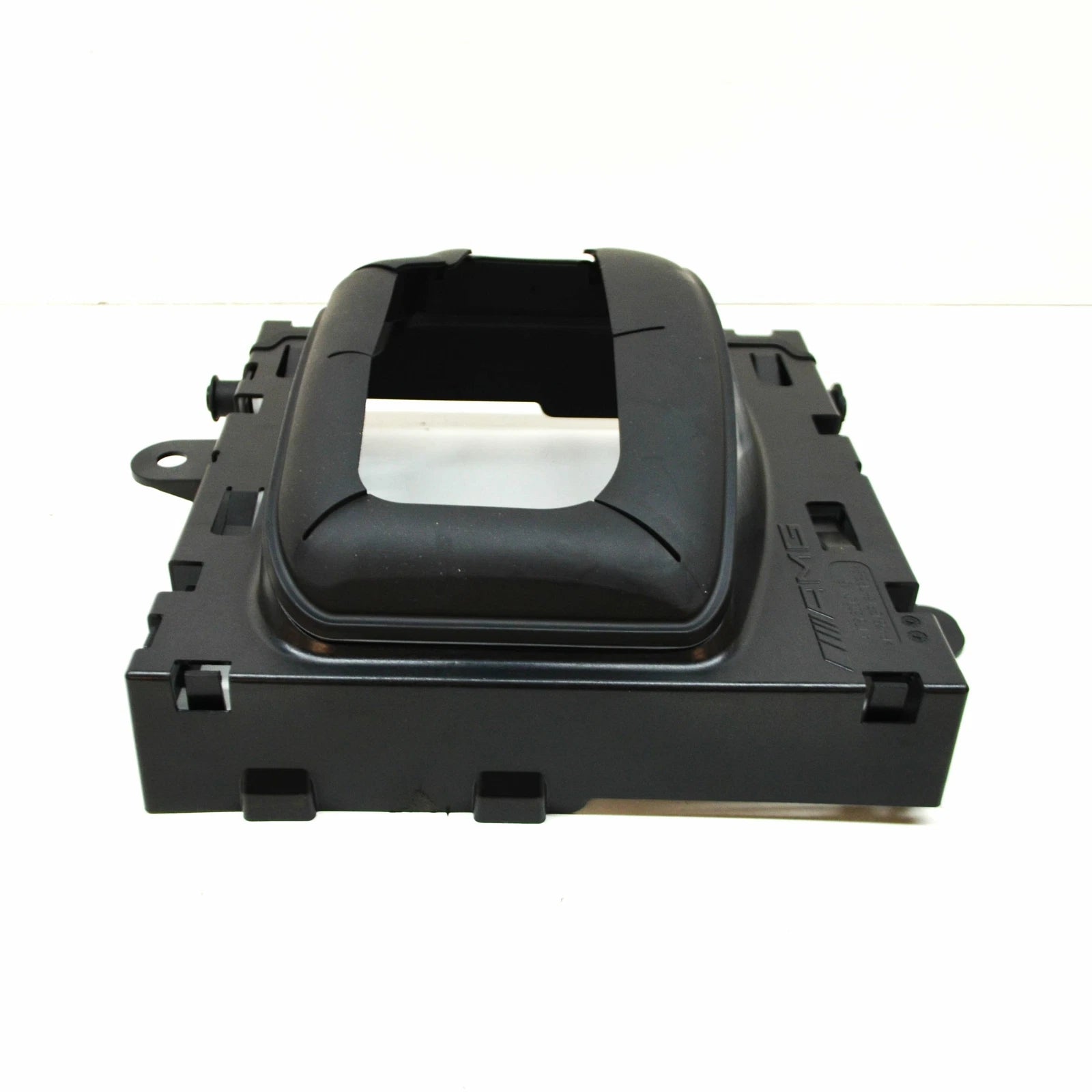 NEW MERCEDES BENZ A W176 FRONT AIR DUCT A1765000116