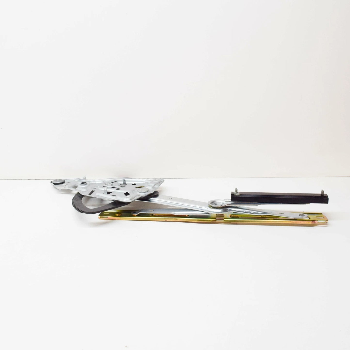 NEW MERCEDES-BENZ E W124 FRONT RIGHT DOOR WINDOW REGULATOR A1247203046 ORIGINAL