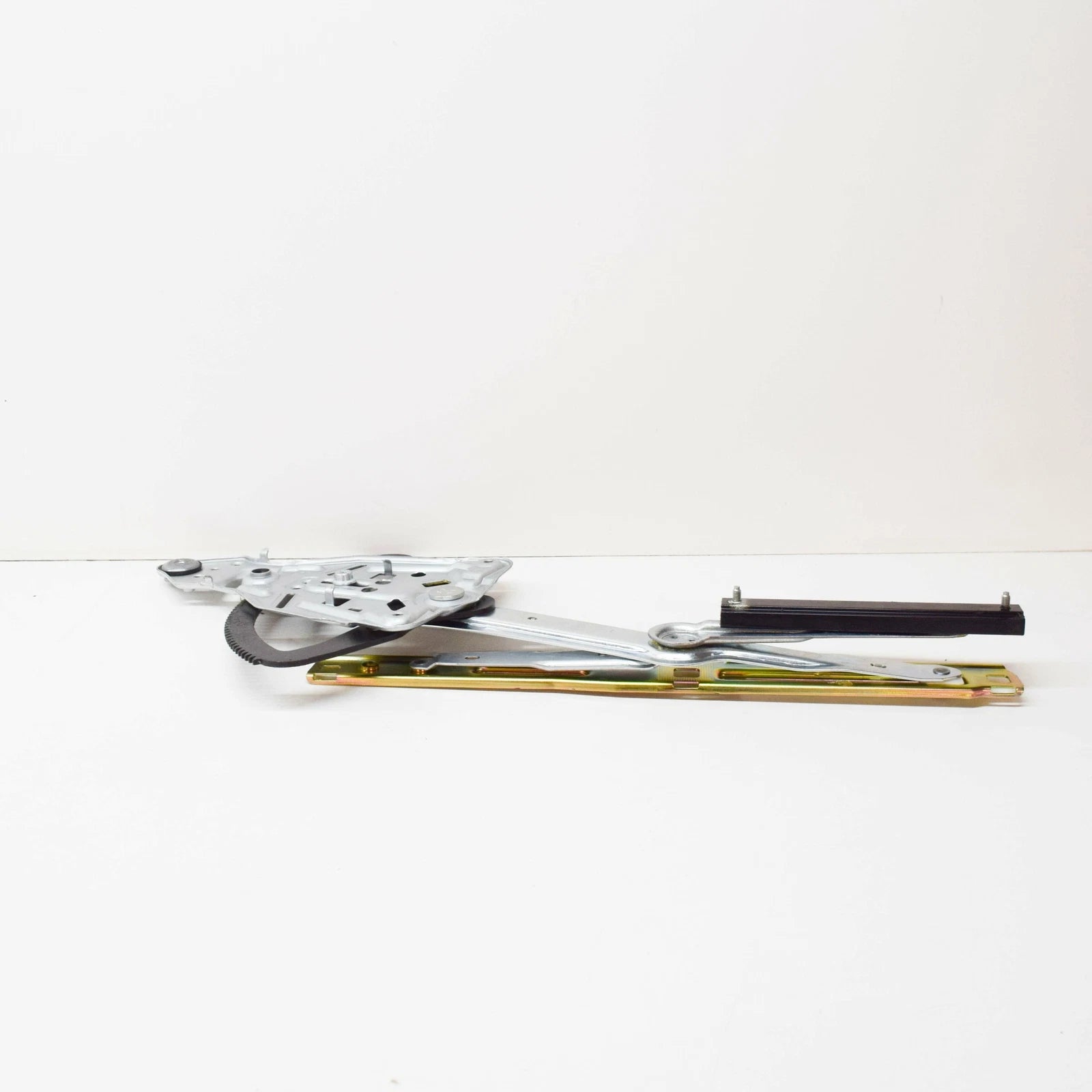 NEW MERCEDES-BENZ E W124 FRONT RIGHT DOOR WINDOW REGULATOR A1247203046 ORIGINAL