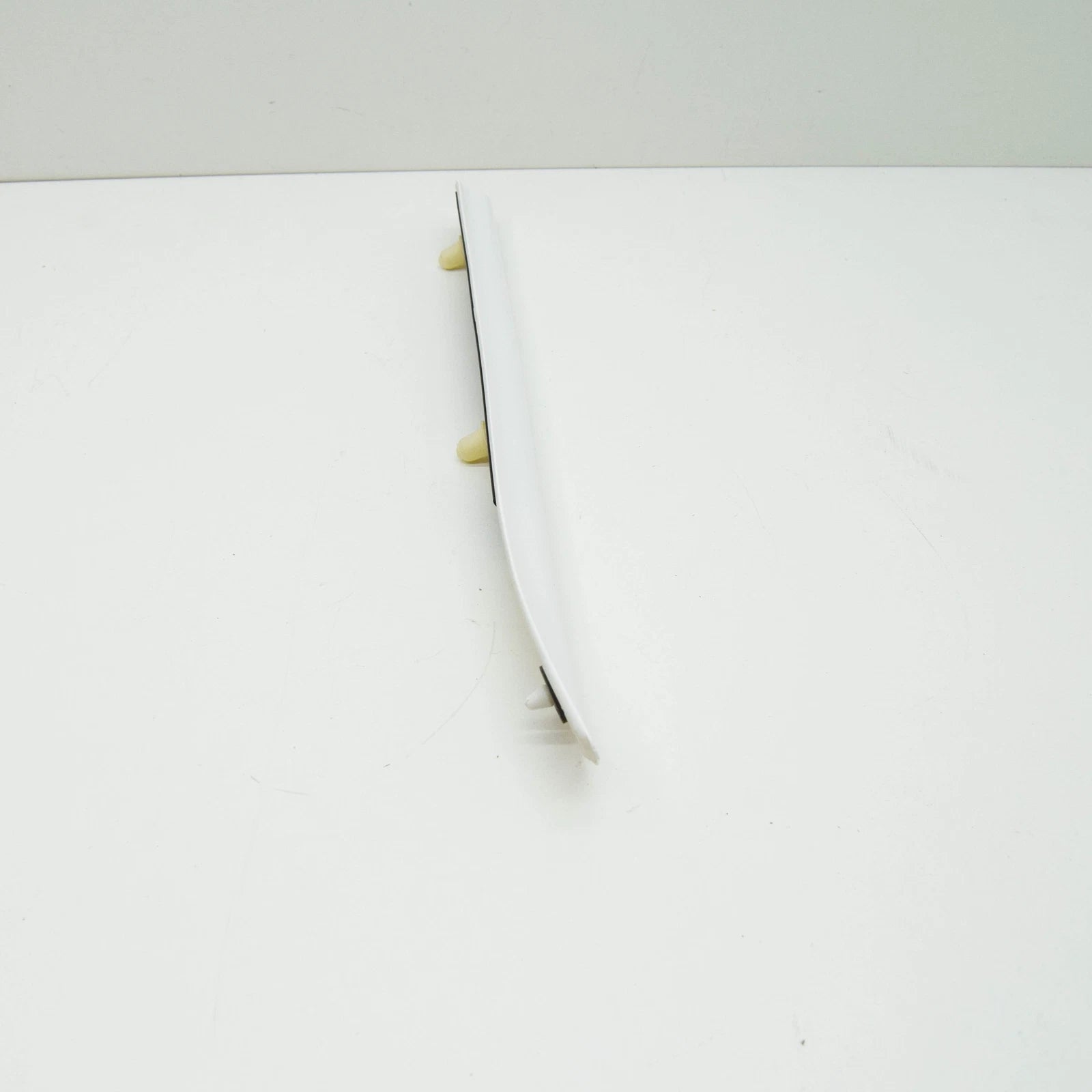 NEW BMW E46 CABRIO COUPE FENDER MOLDING LEFT FRONT 7001041 51137001041 ORIGINAL