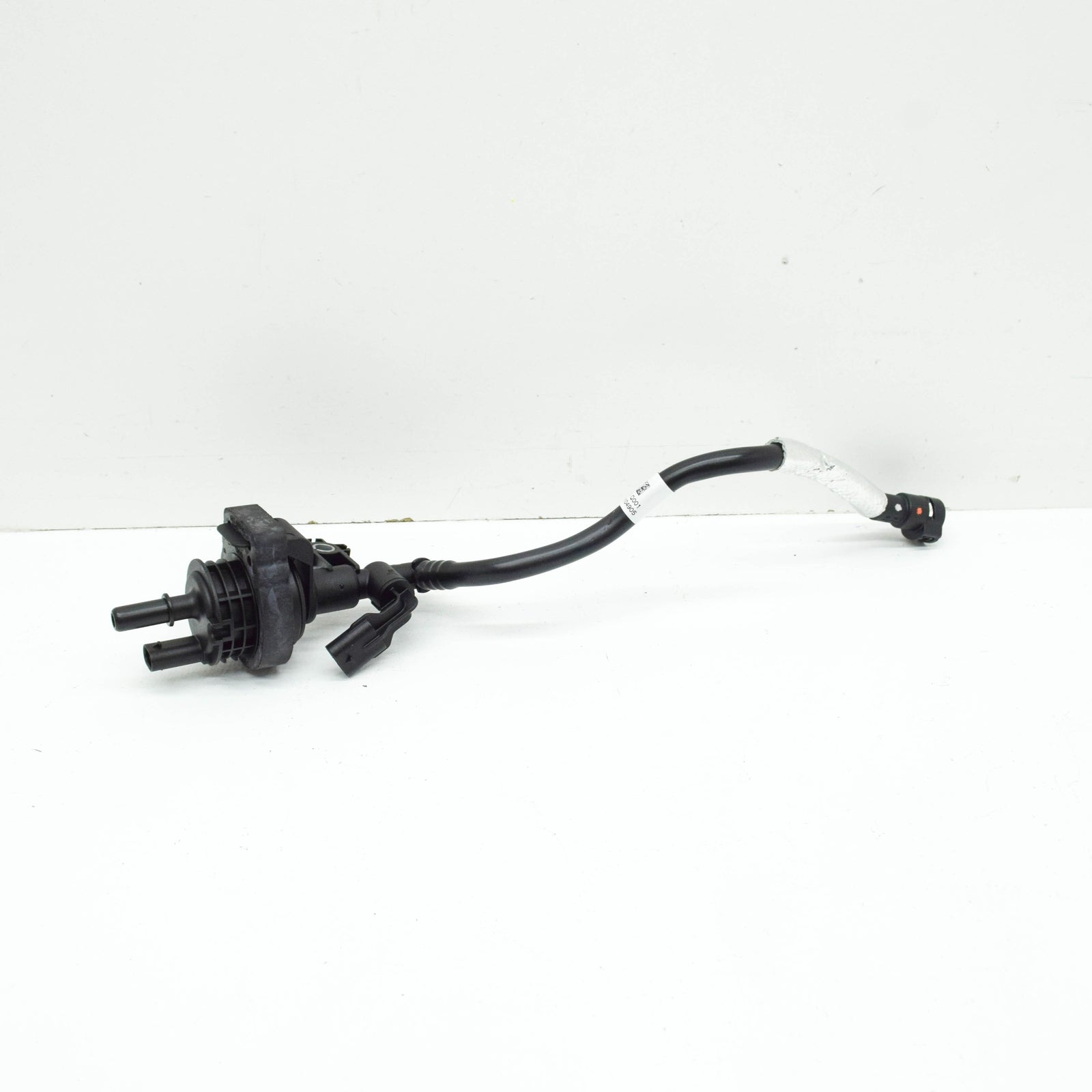 new mercedes-benz a w177 right purge valve line a1770104905 original