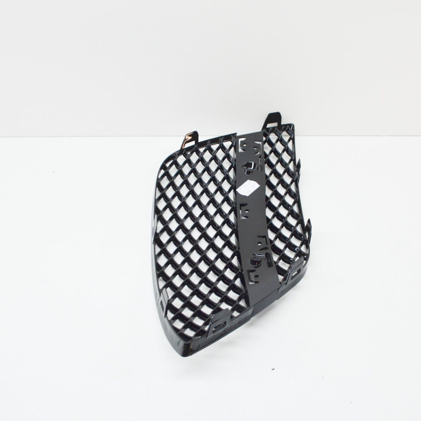 NEW MERCEDES-BENZ S-CLASS W222 FRONT RIGHT BUMPER GRILLE A2228850253 ORIGINAL