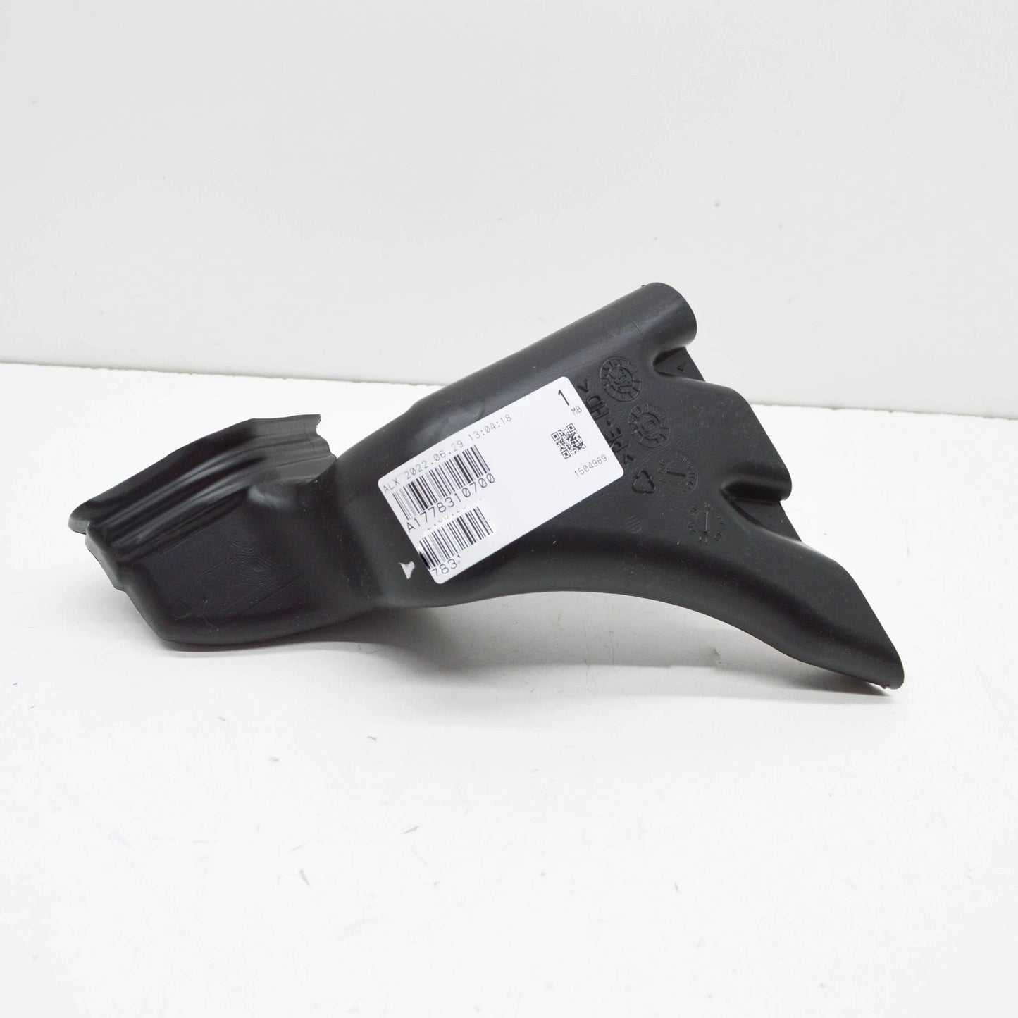 NEW MB A W177 RIGHT INTERIOR NVENTILATION AIR DUCT A1778310700 ORIGINAL