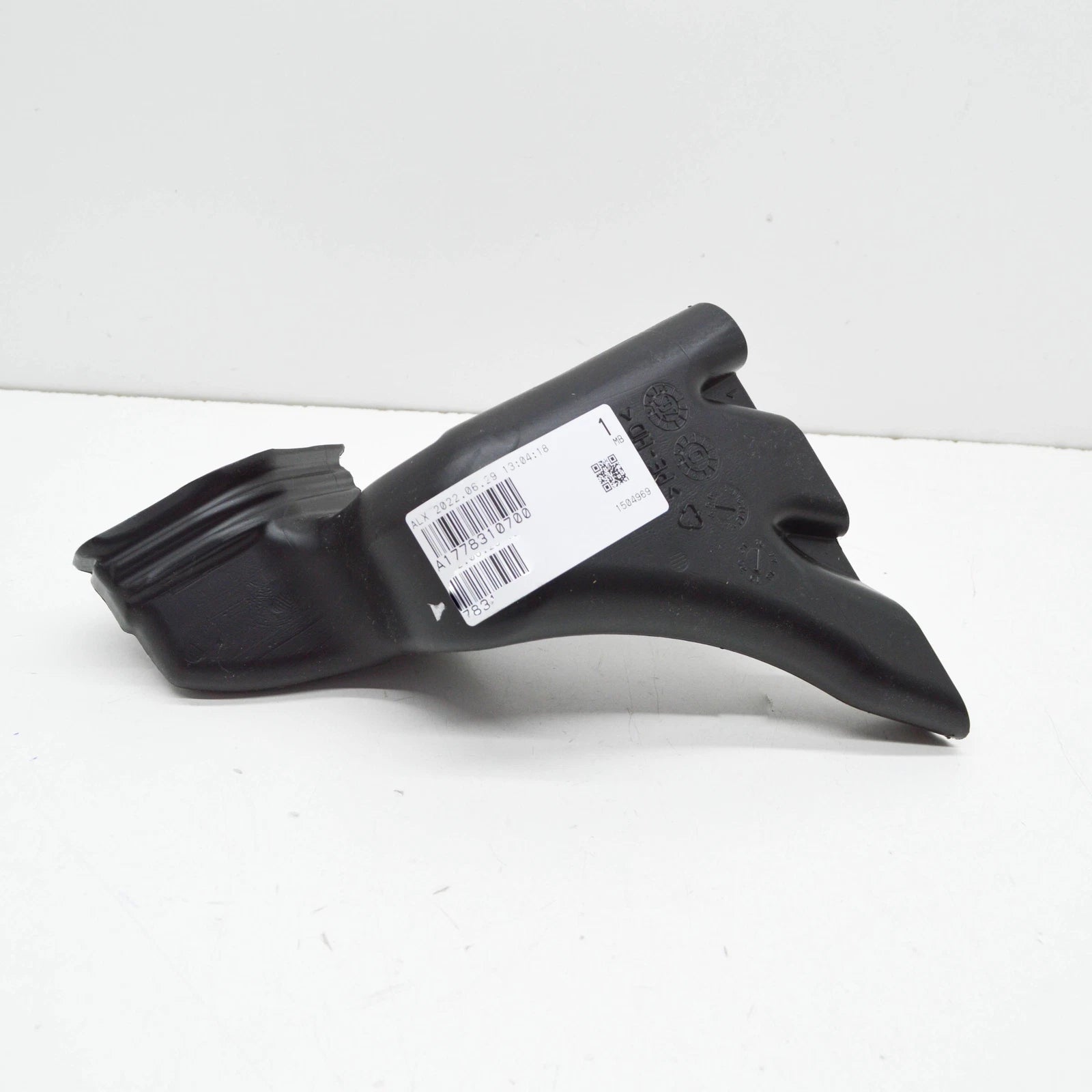 NEW MB A W177 RIGHT INTERIOR NVENTILATION AIR DUCT A1778310700 ORIGINAL