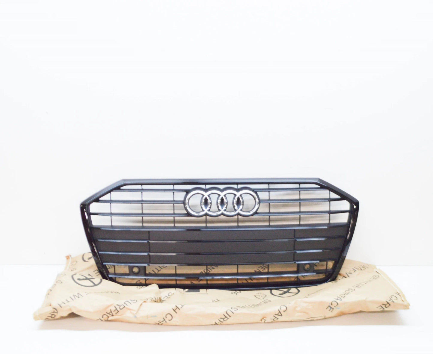NEW AUDI A6 C8 RADIATOR GRILLE 4K0853651B 3FZ 4K0853651B3FZ ORIGINAL