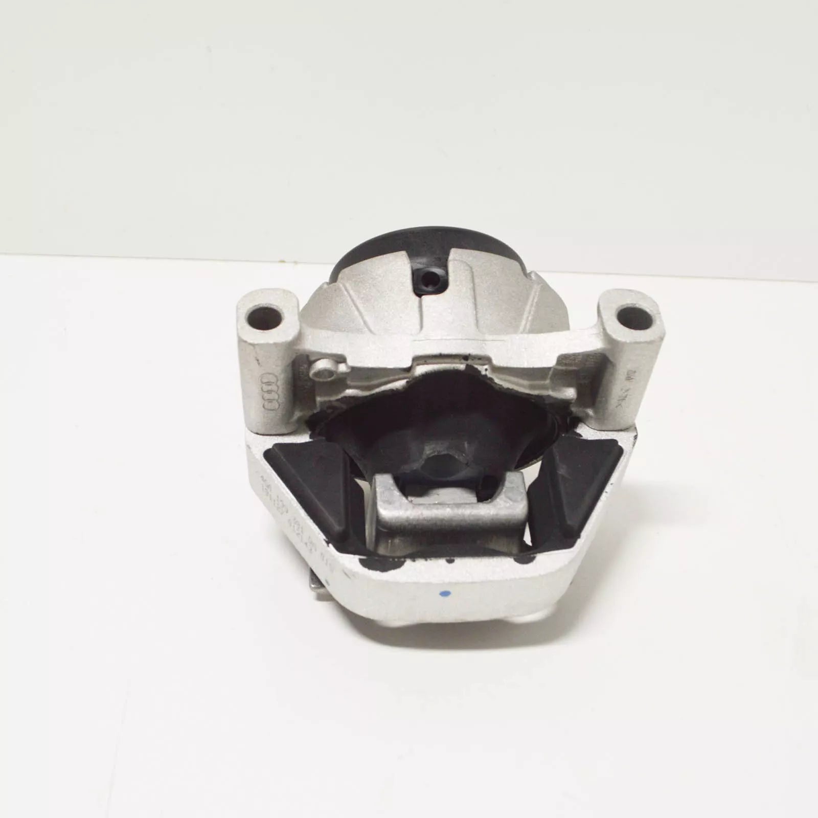 NEW AUDI A6 C7 RIGHT SIDE ENGINE MOUNT 4G0199381QA ORIGINAL