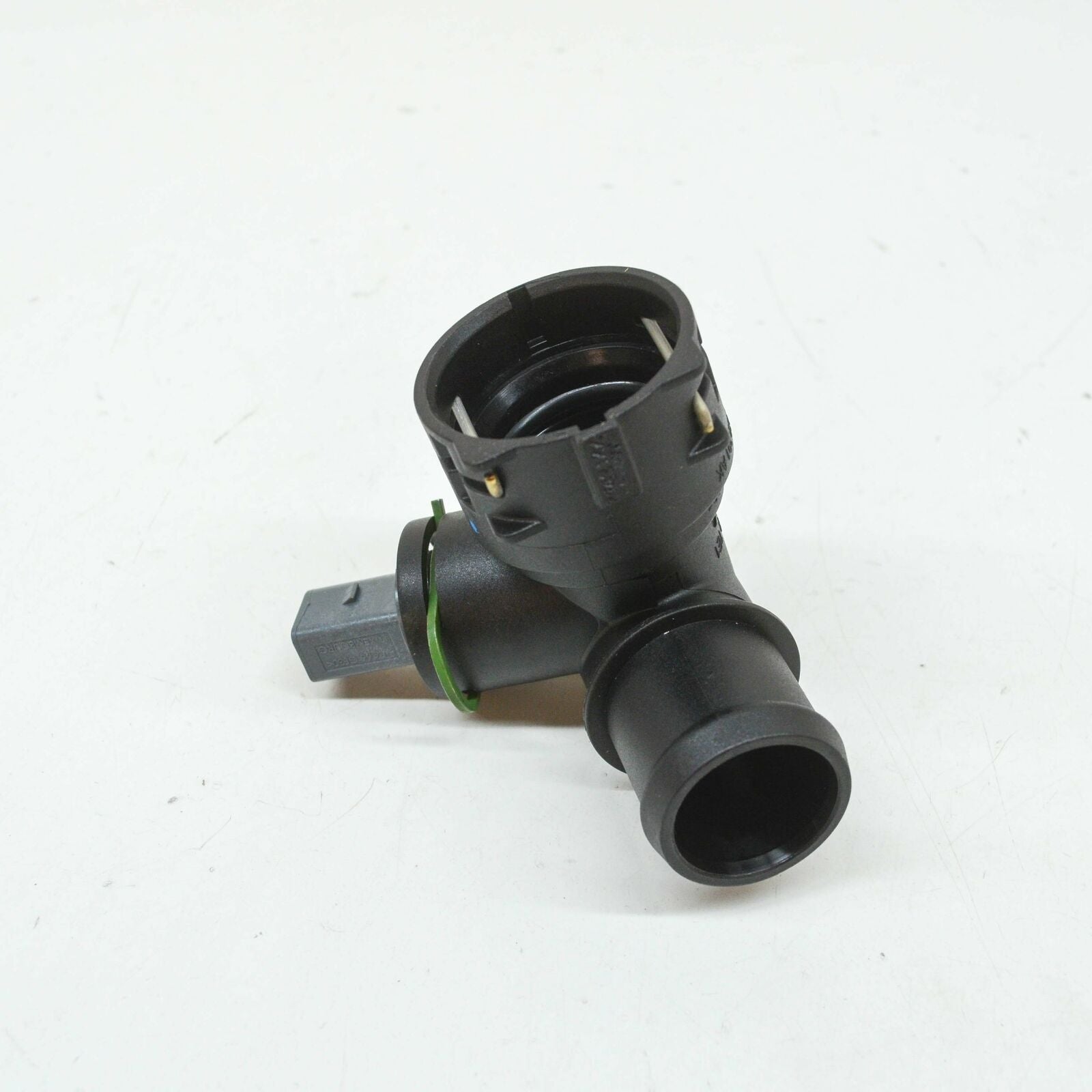 NEW AUDI A3 8V COOLING SYSTEM QUICK ACTING COUPLING 5Q0122291AK ORIGINAL