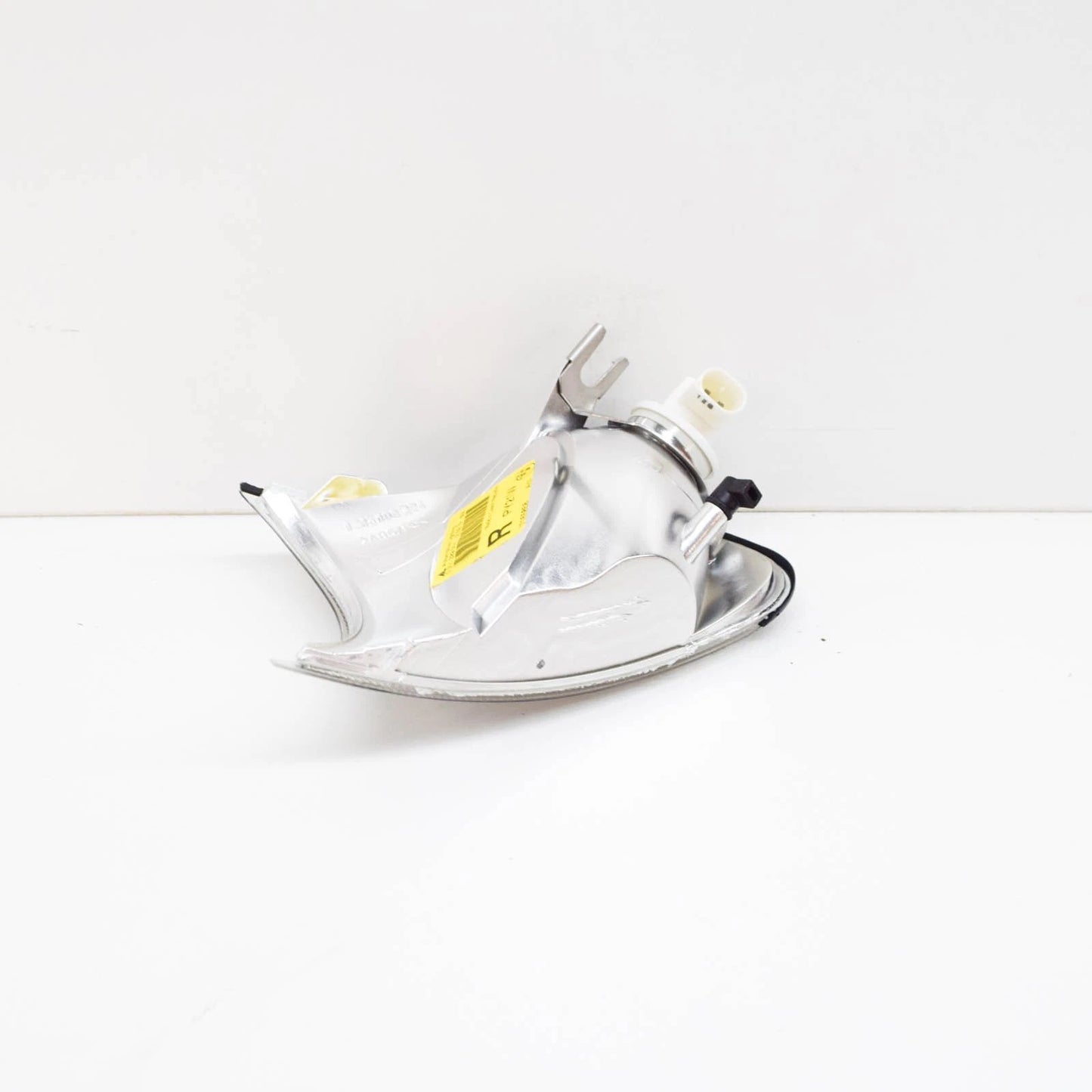 NEW BMW 3 E46 FRONT RIGHT TURN SIGNAL INDICATOR 63137165858 7165858 ORIGINAL