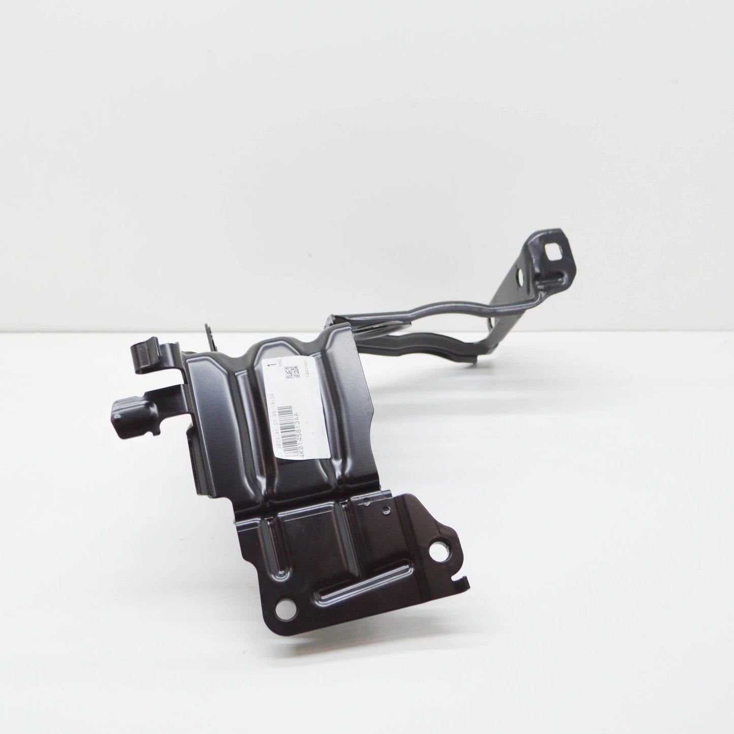 NEW AUDI A6 C8 ELECTRIC COMPRESSOR CHARGE AIR COOLER BRACKET 4K0145813AA