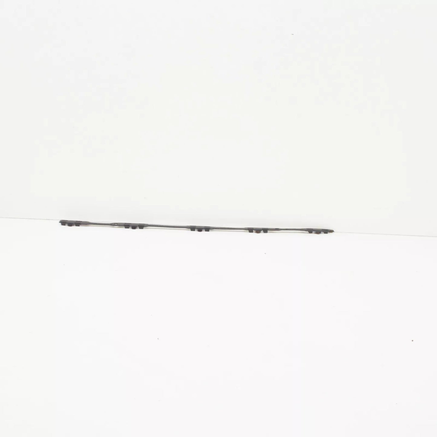 NEW BMW 4 COUPE F32 REAR LEFT BUMPER RETAINING STRIP TRIM 51127358075 ORIGINAL